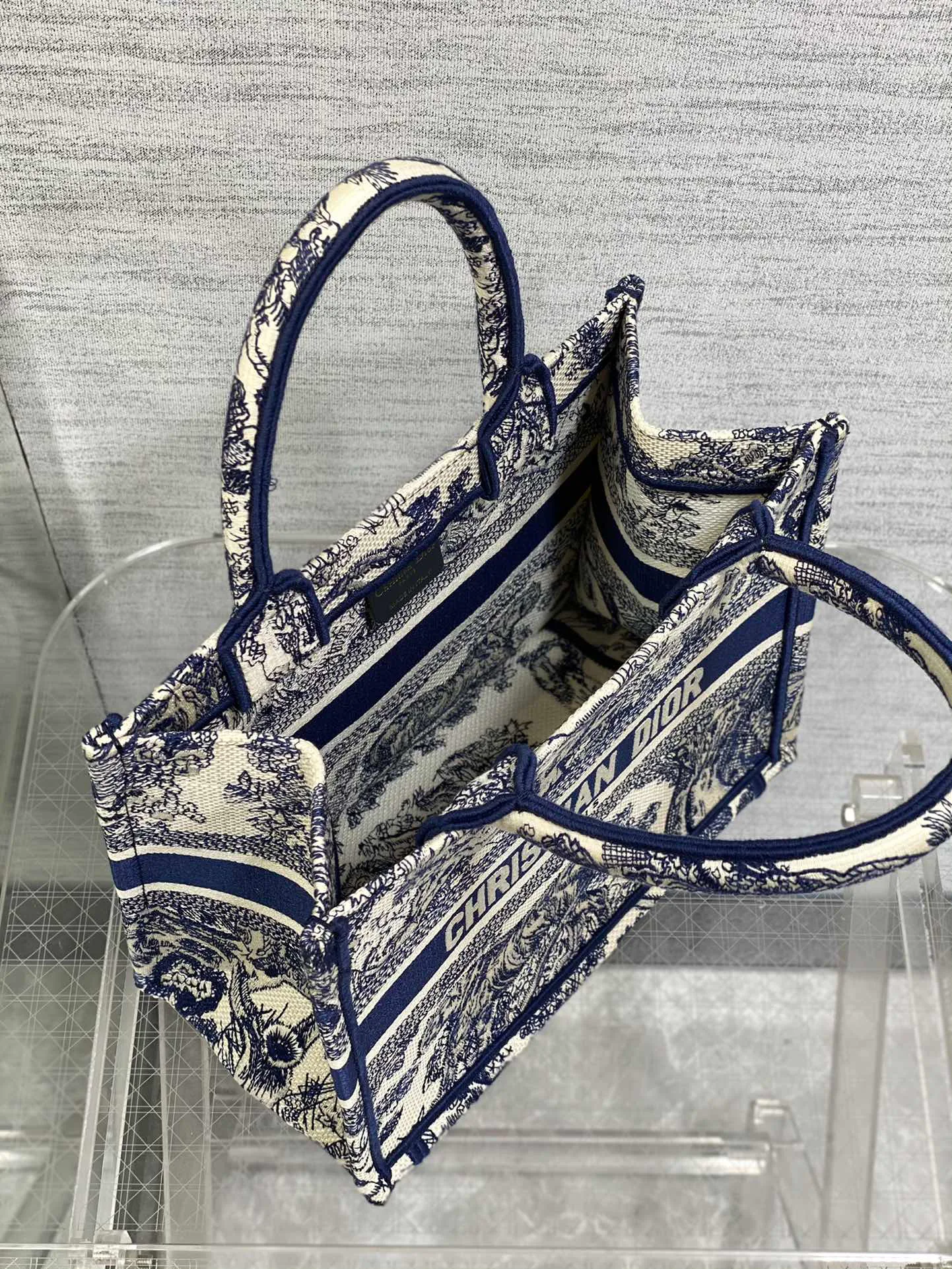 Классические Сумки Женские Christian Dior 82477