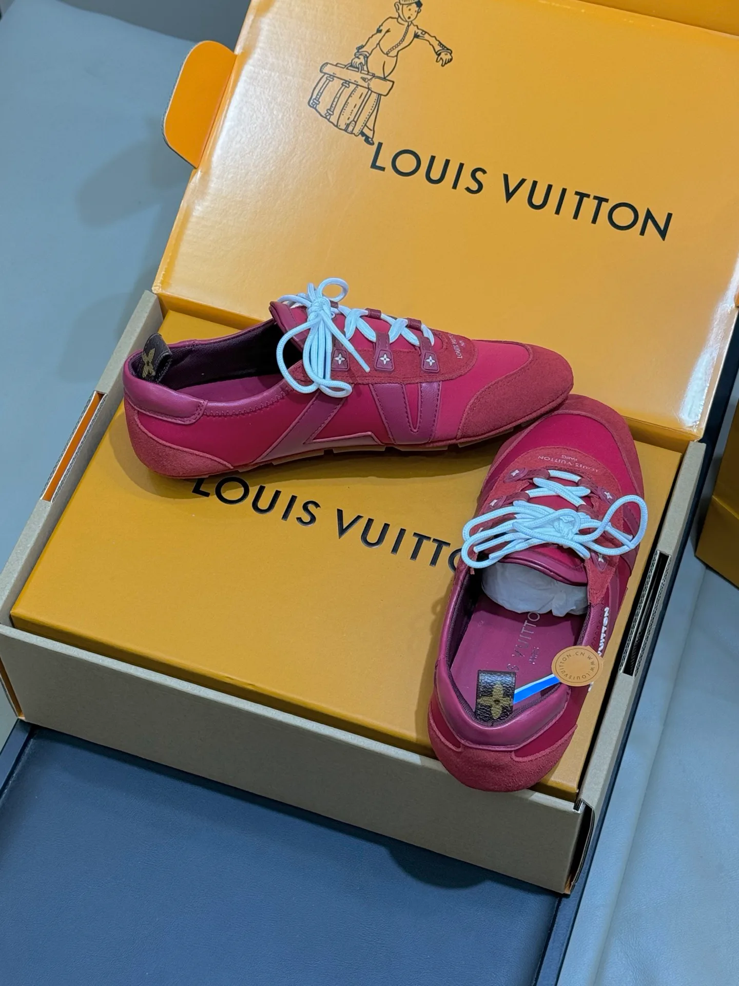 Кроссовки Женские Louis Vuitton 1130753