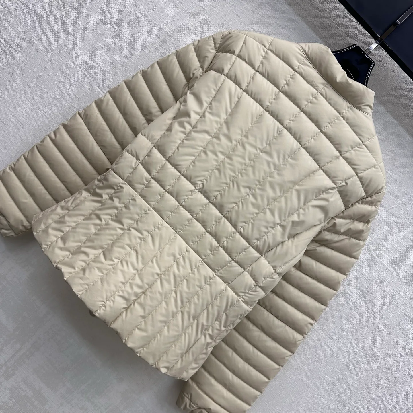 Куртки И Пуховики Женские Moncler 18432072