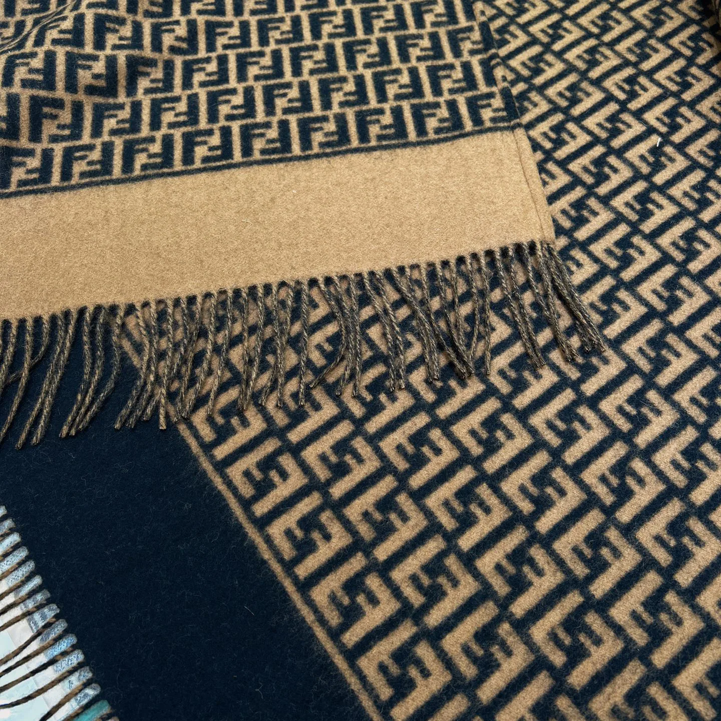 Шарфы Женские Fendi 312077