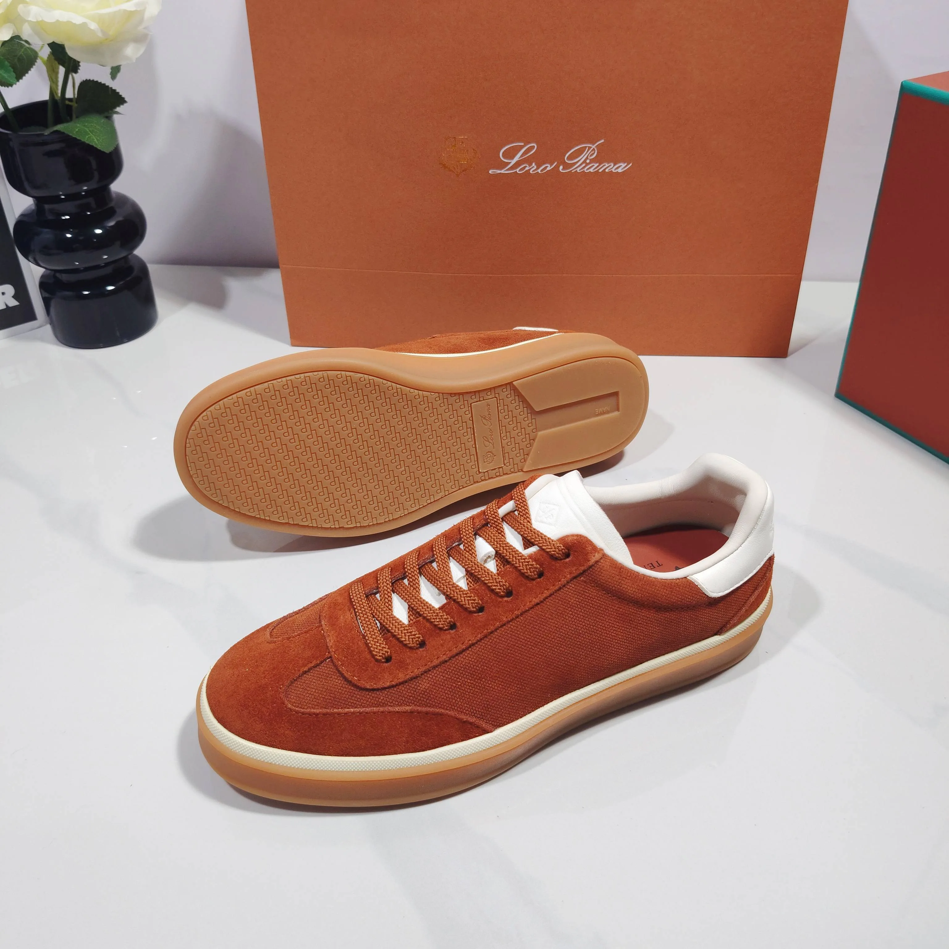 Кроссовки Женские Loro Piana 17961968