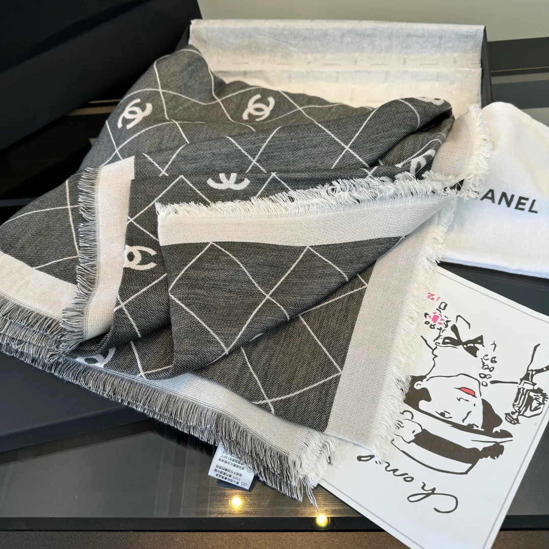 Шарфы Chanel 17827497