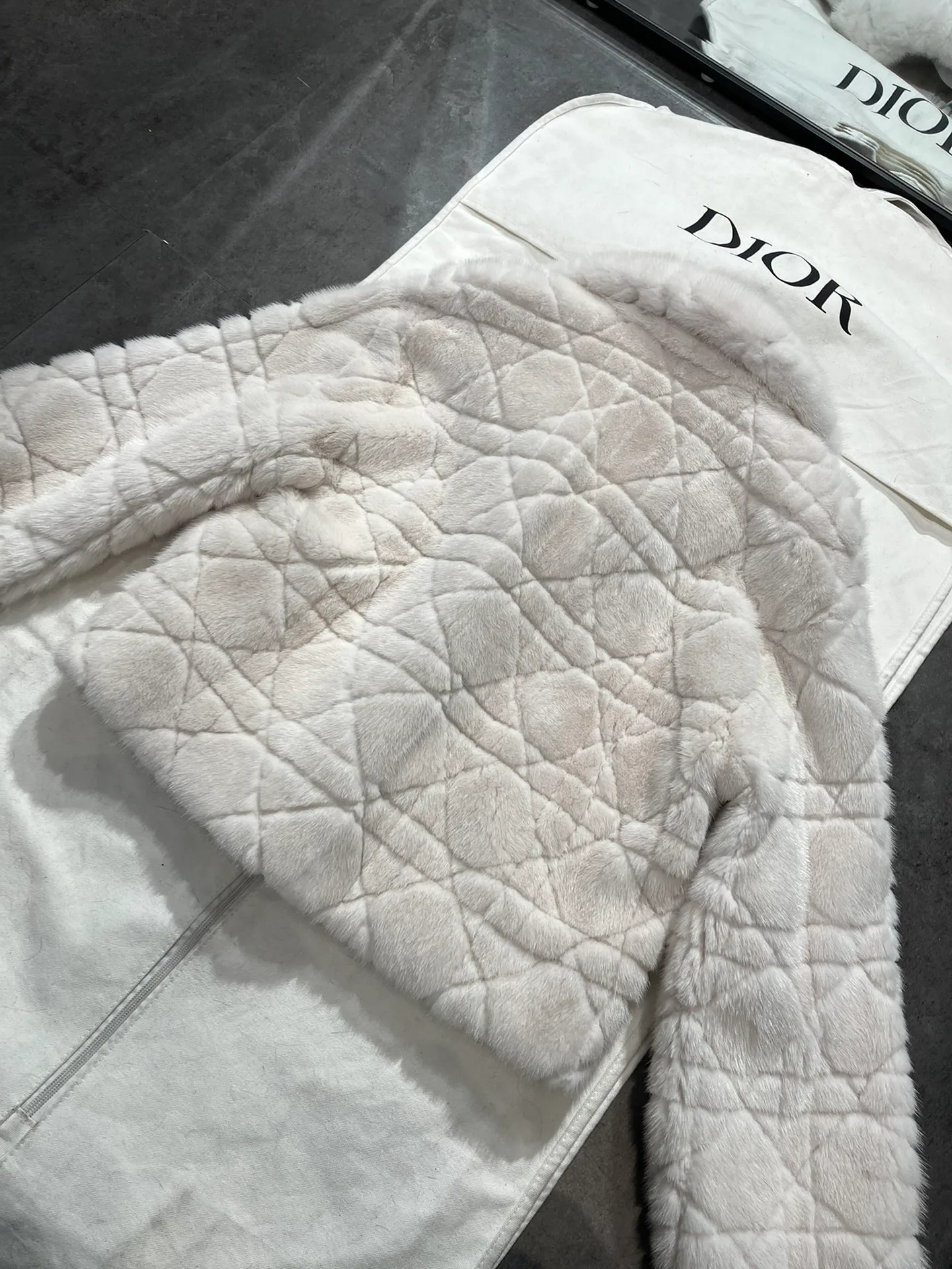 Шубы Женские Gucci 513434