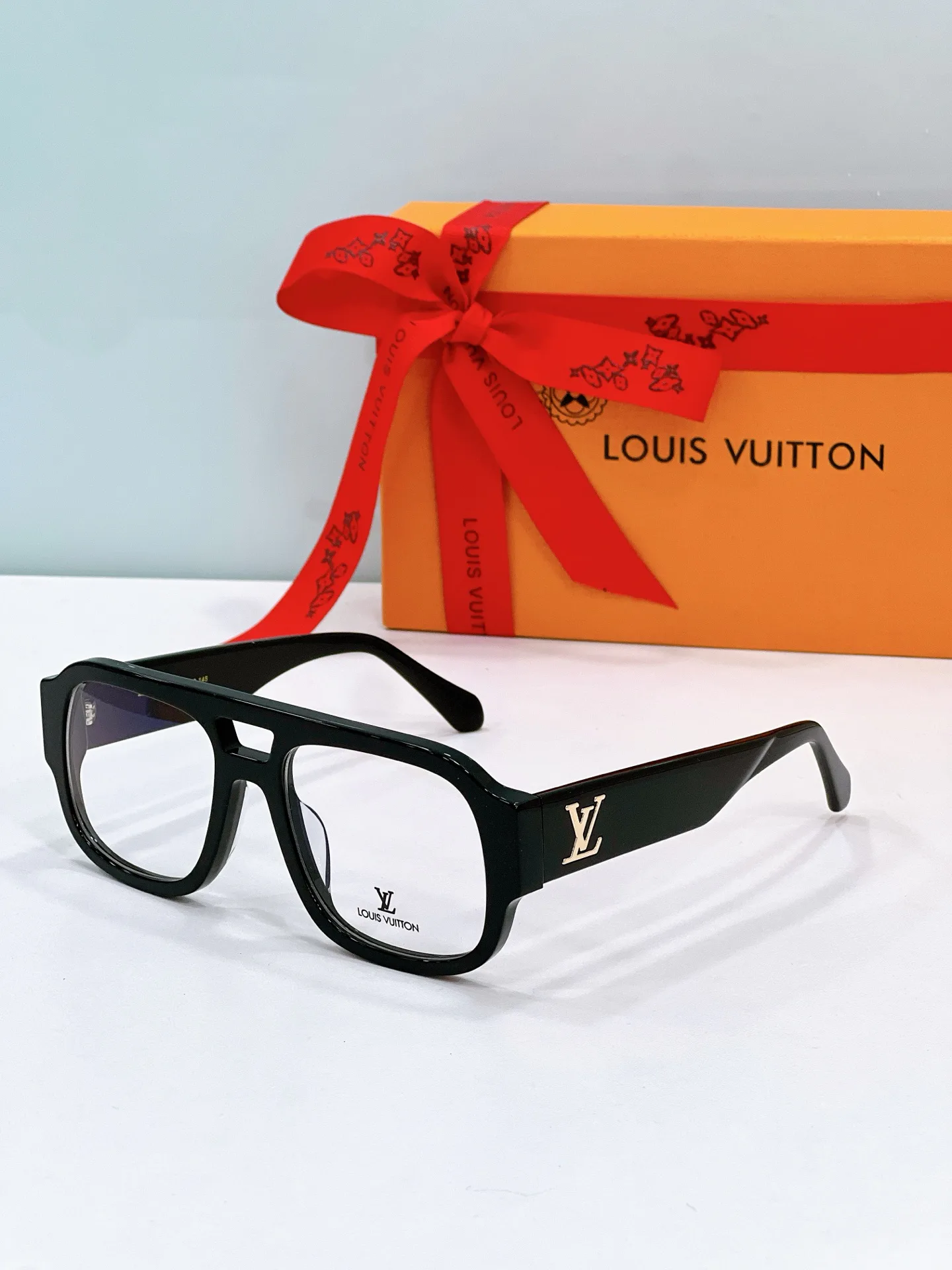 Очки Louis Vuitton 378833