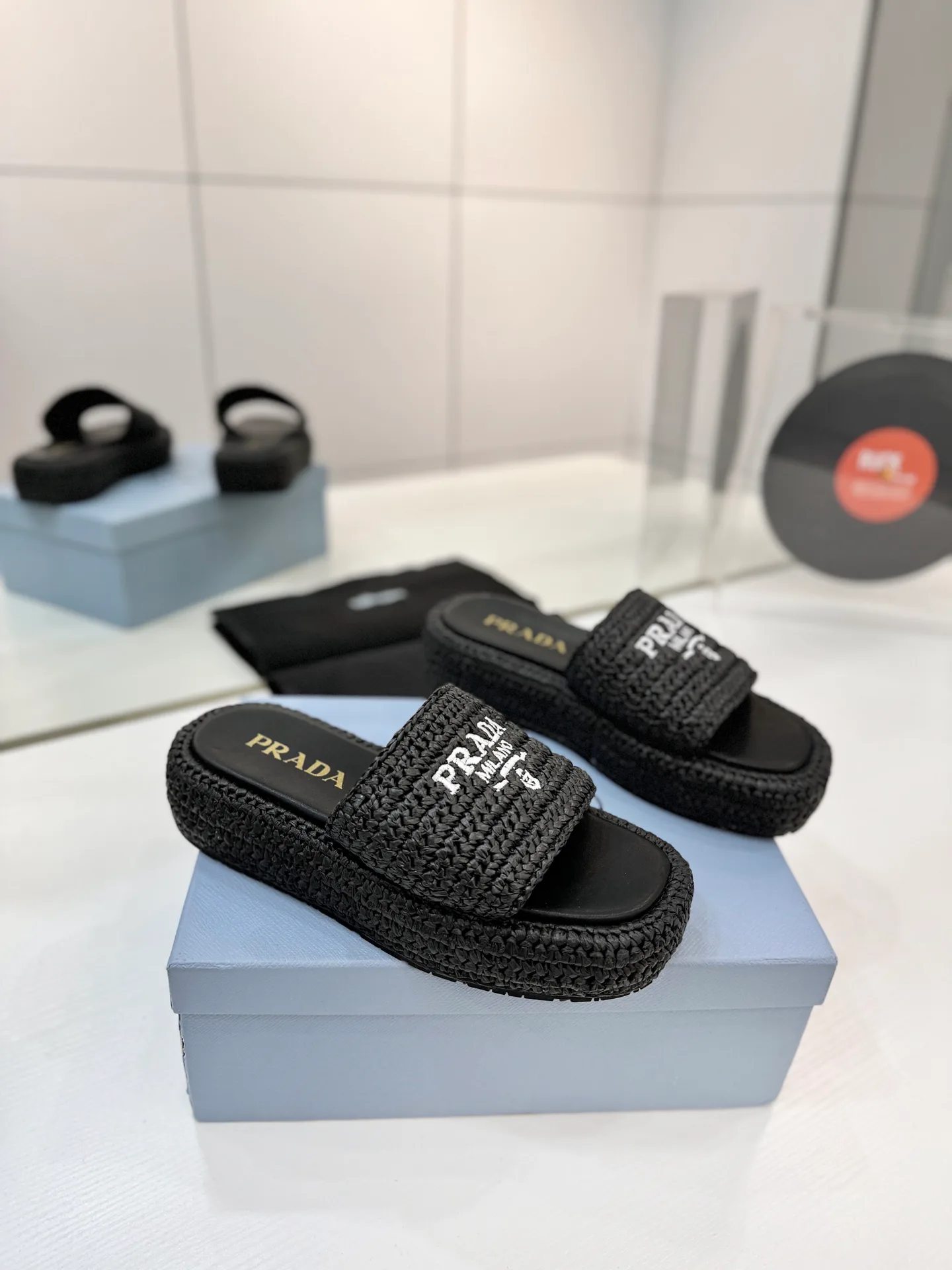 Сандалии Женские Prada 9535153