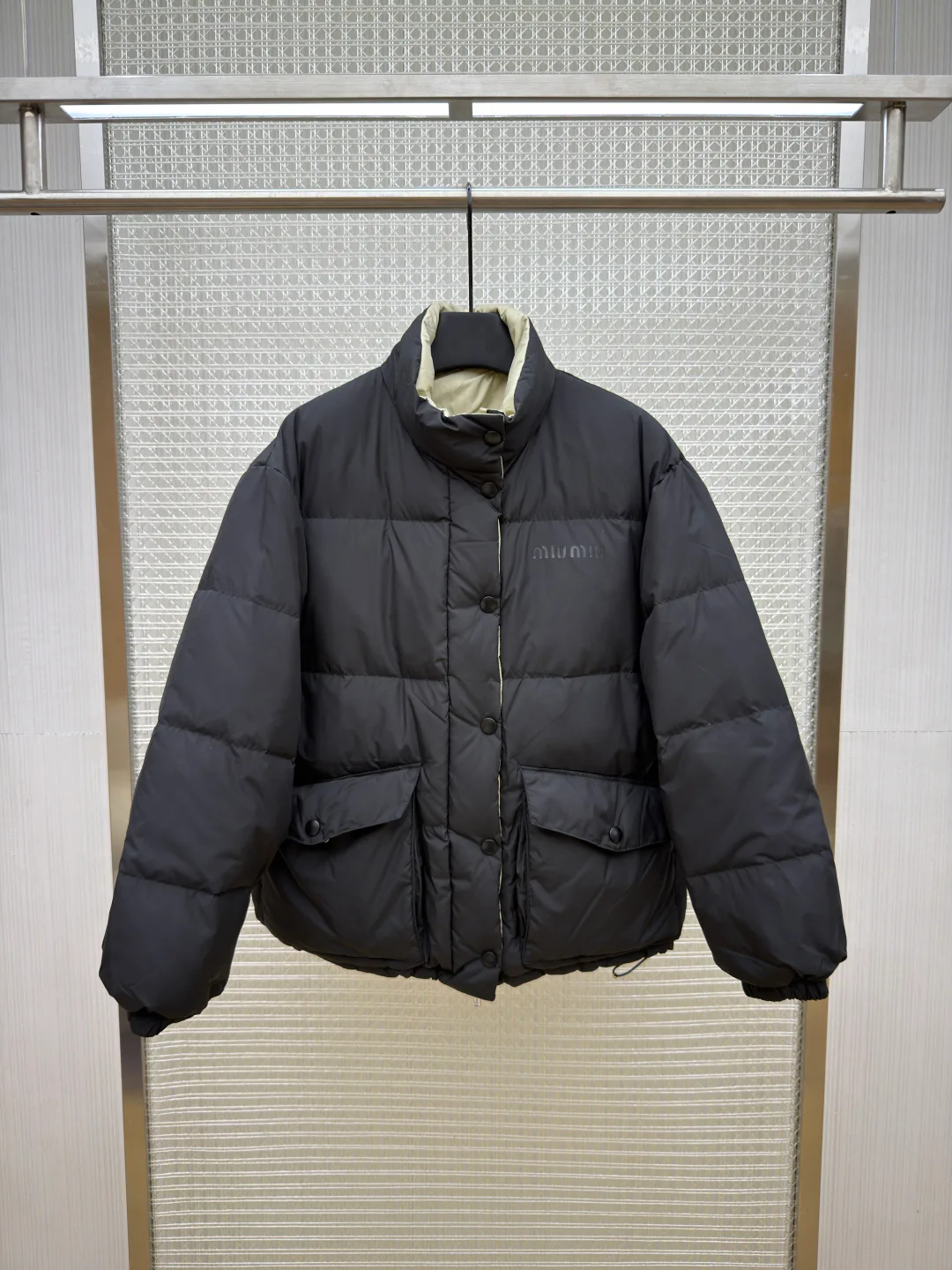 Куртки И Пуховики Женские Miu Miu 18612896