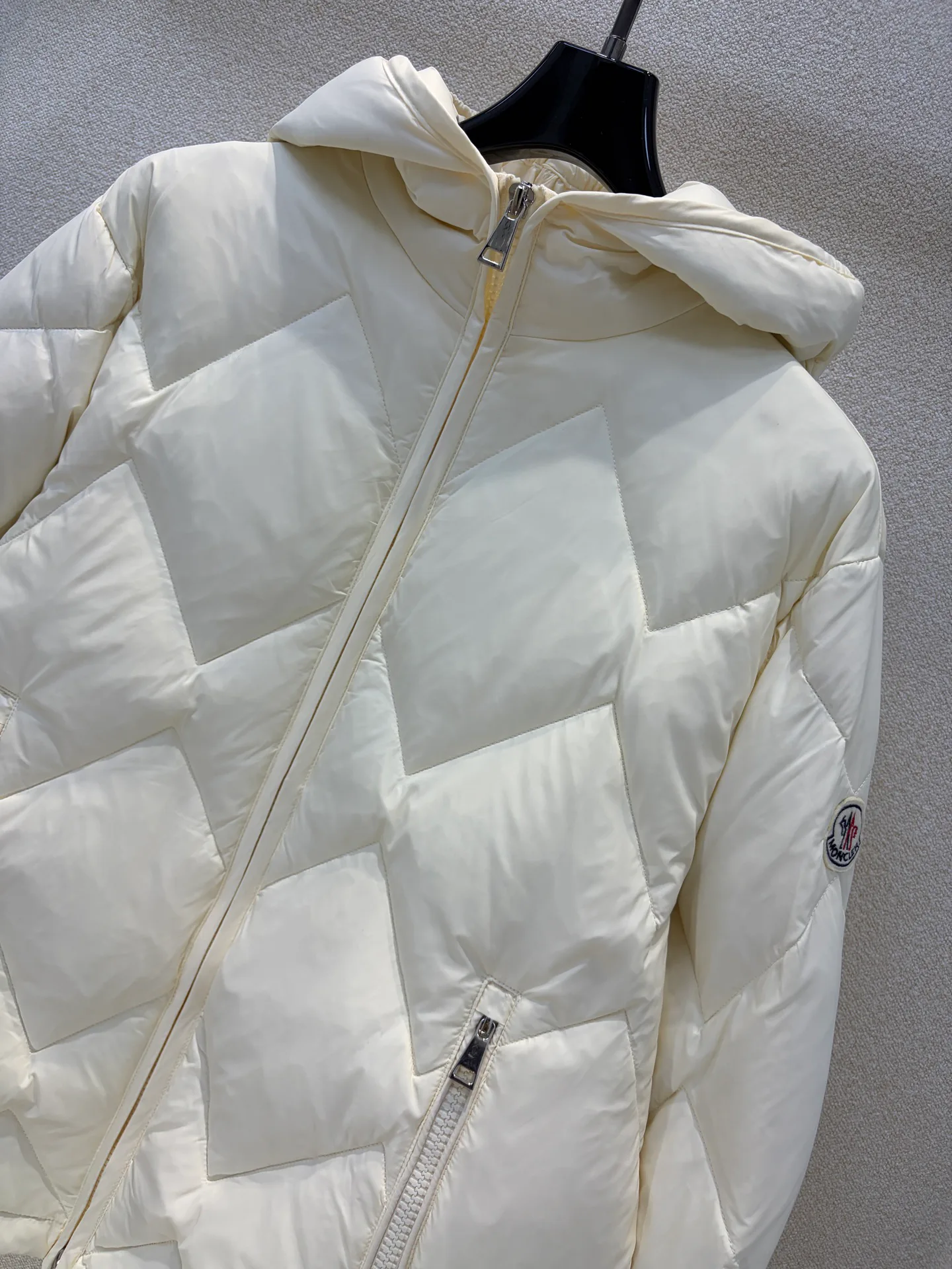 Куртки И Пуховики Женские Moncler 18721629
