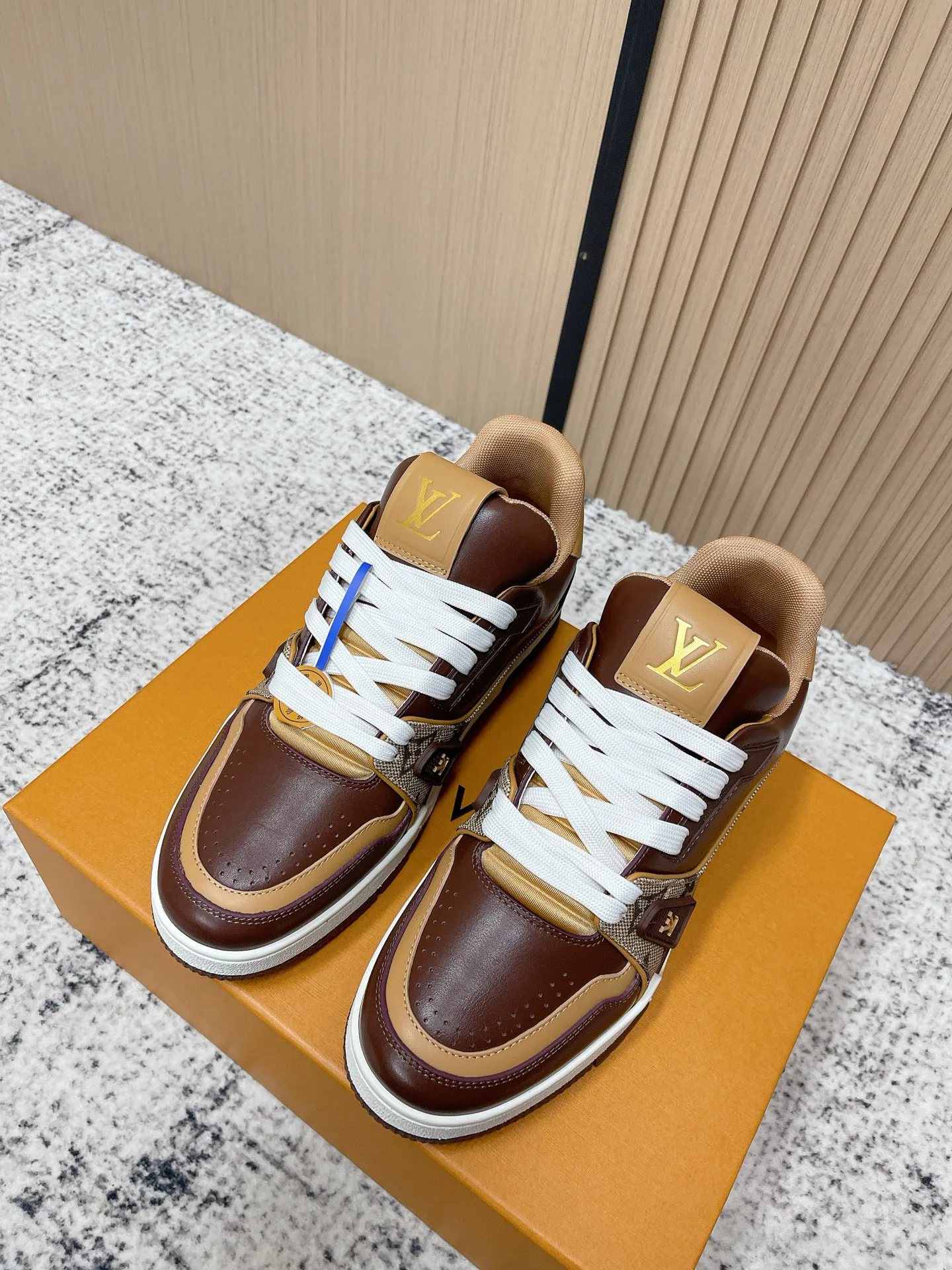 Кроссовки Женские Louis Vuitton 1652914