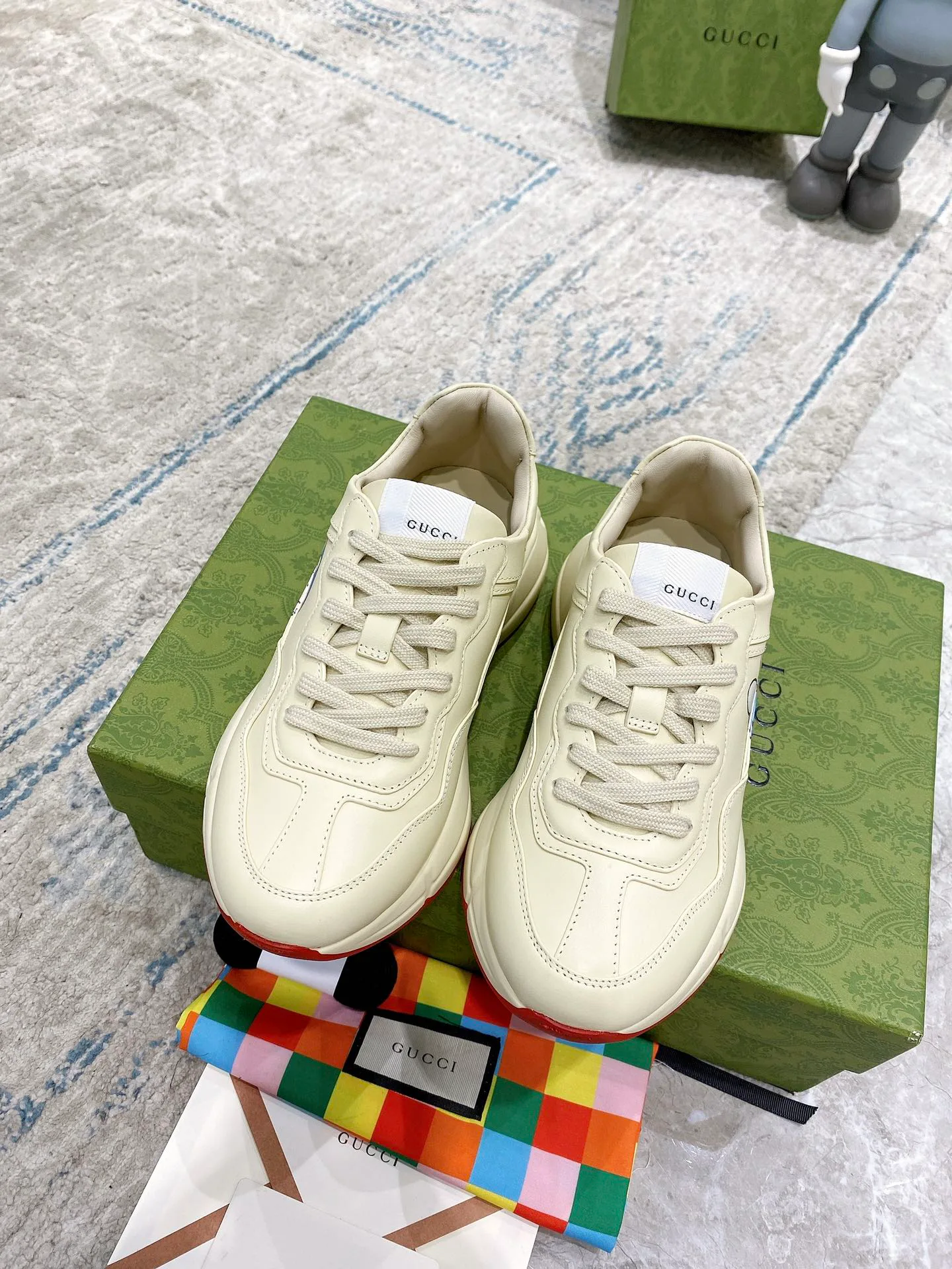 Кроссовки Женские Gucci 375827