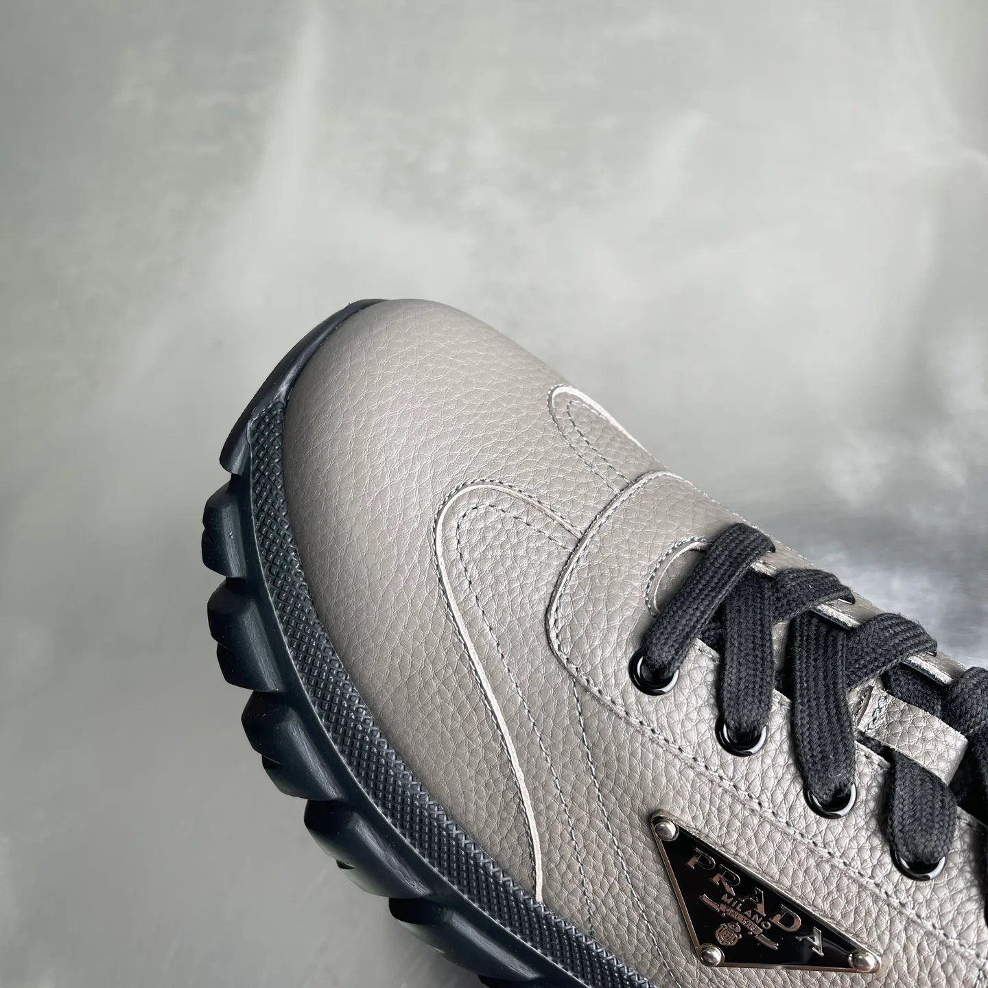 Кроссовки Мужские Prada 5058293