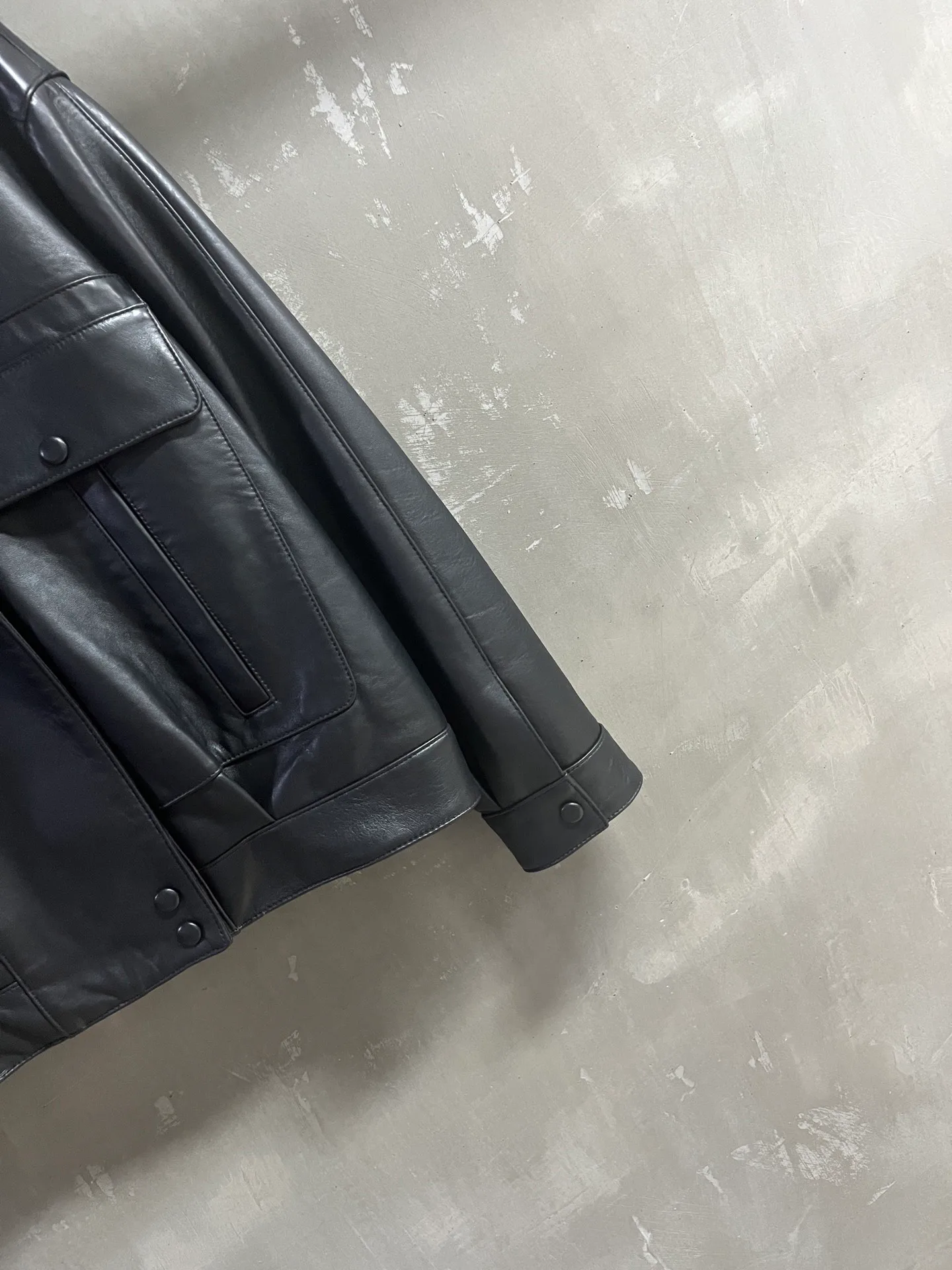 Кожаные Куртки И Дублёнки Женские Saint Laurent 409139