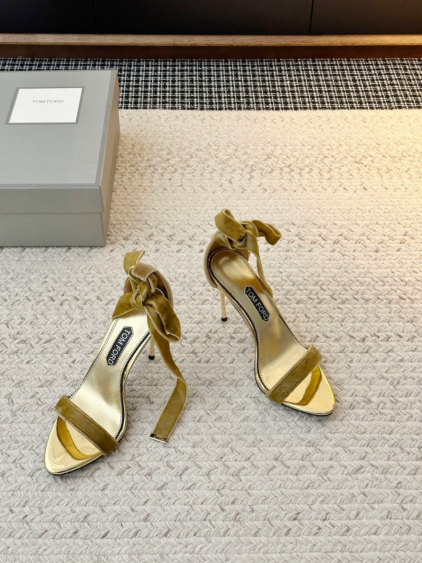 Босоножки Женские Tom Ford 11194379