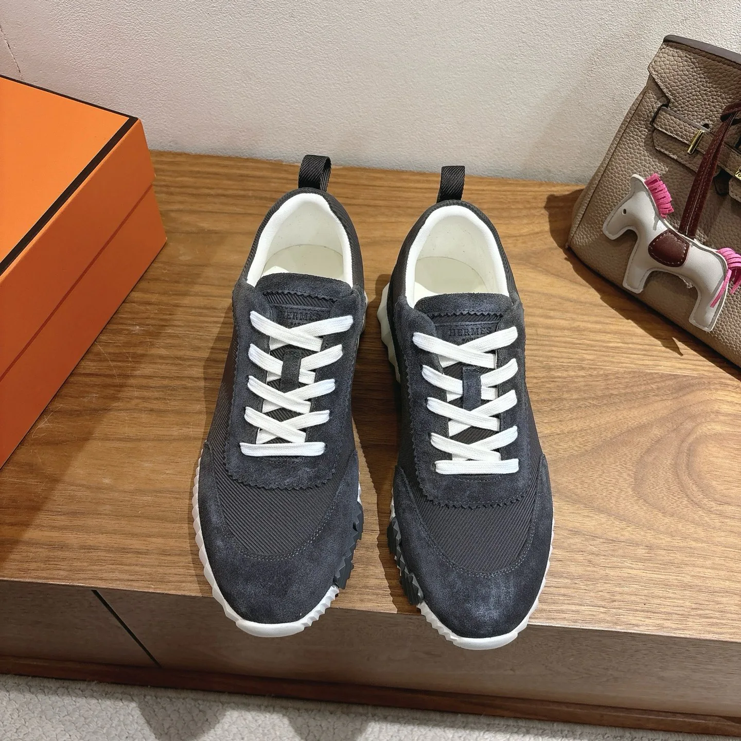 Кроссовки Женские Hermes 4214552