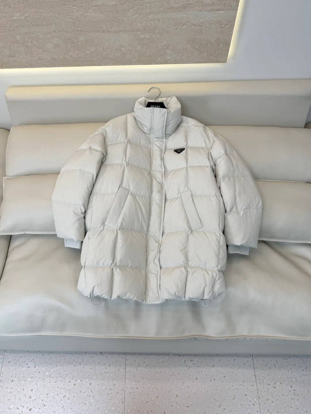 Куртки И Пуховики Женские Prada 18226365