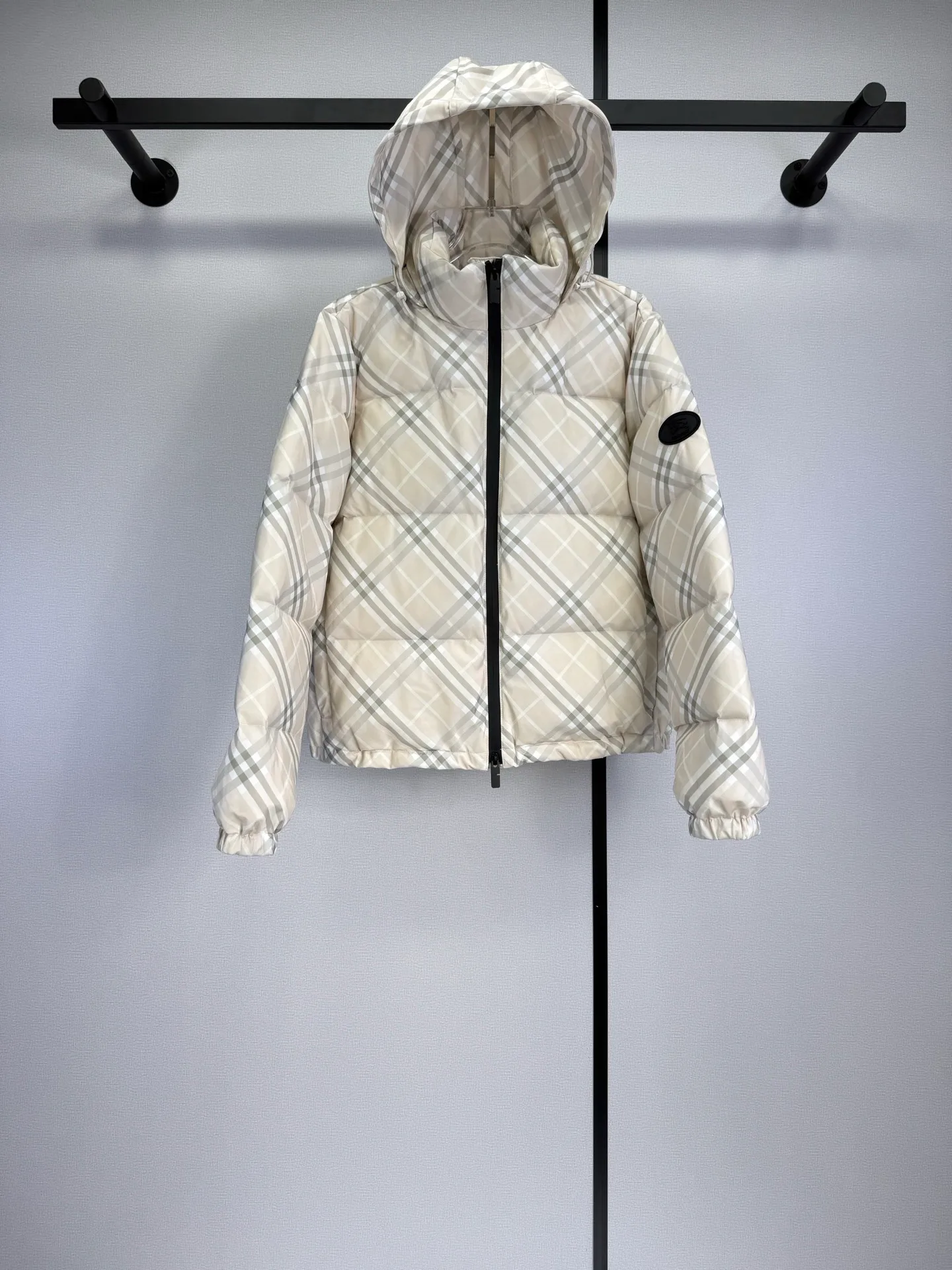 Куртки И Пуховики Женские Burberry 18022288