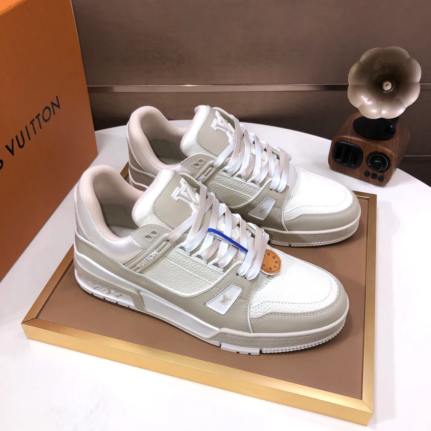 Кроссовки Женские Louis Vuitton 861306