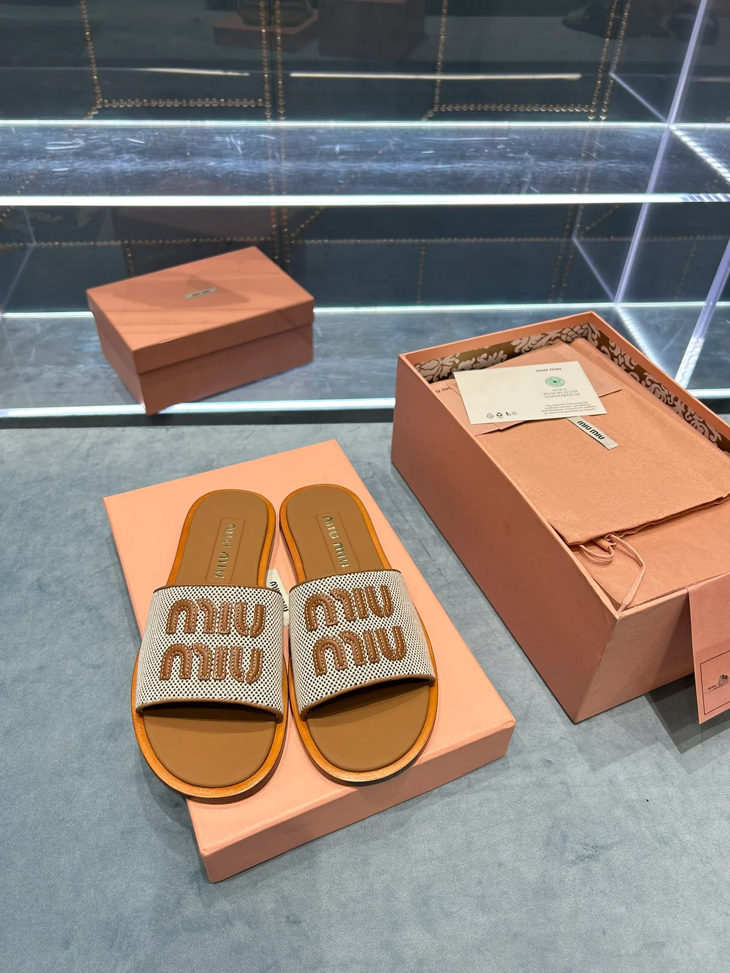 Шлепанцы Женские Miu Miu 18960