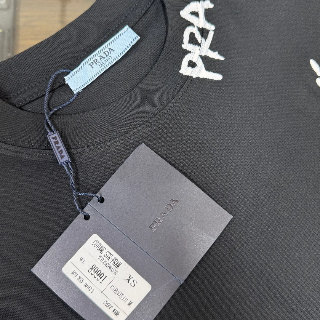 Футболки Женские Prada 10692113