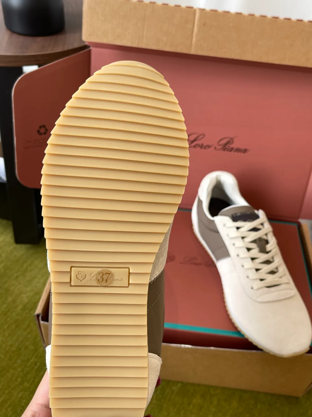 Кроссовки Женские Loro Piana 17424583