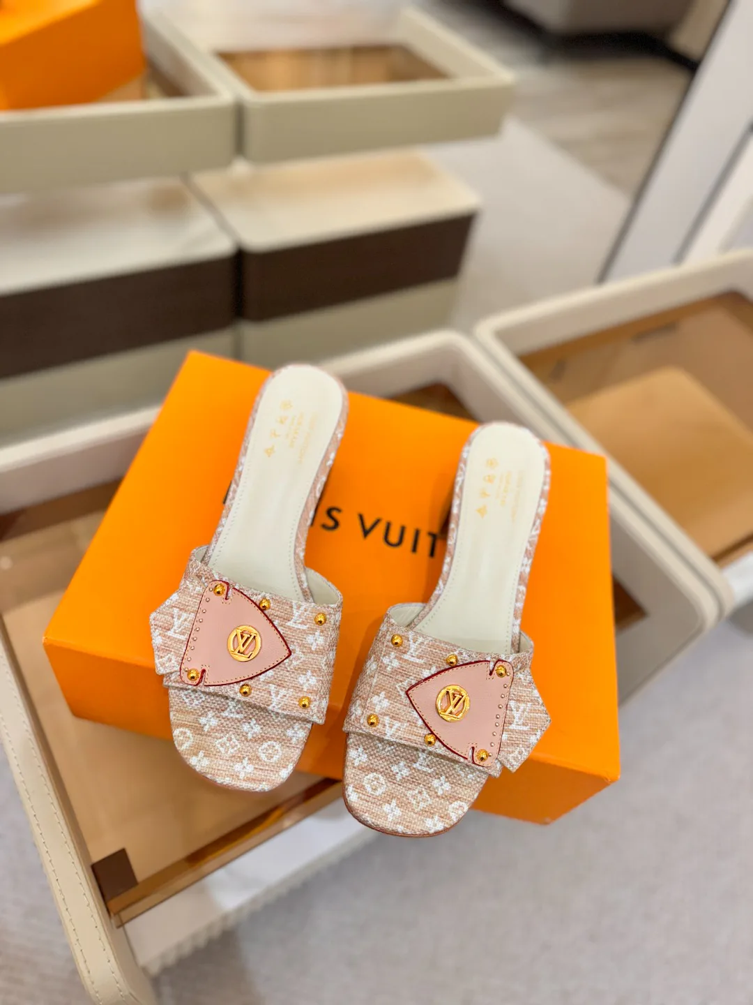 Сандалии Женские Louis Vuitton 11646785