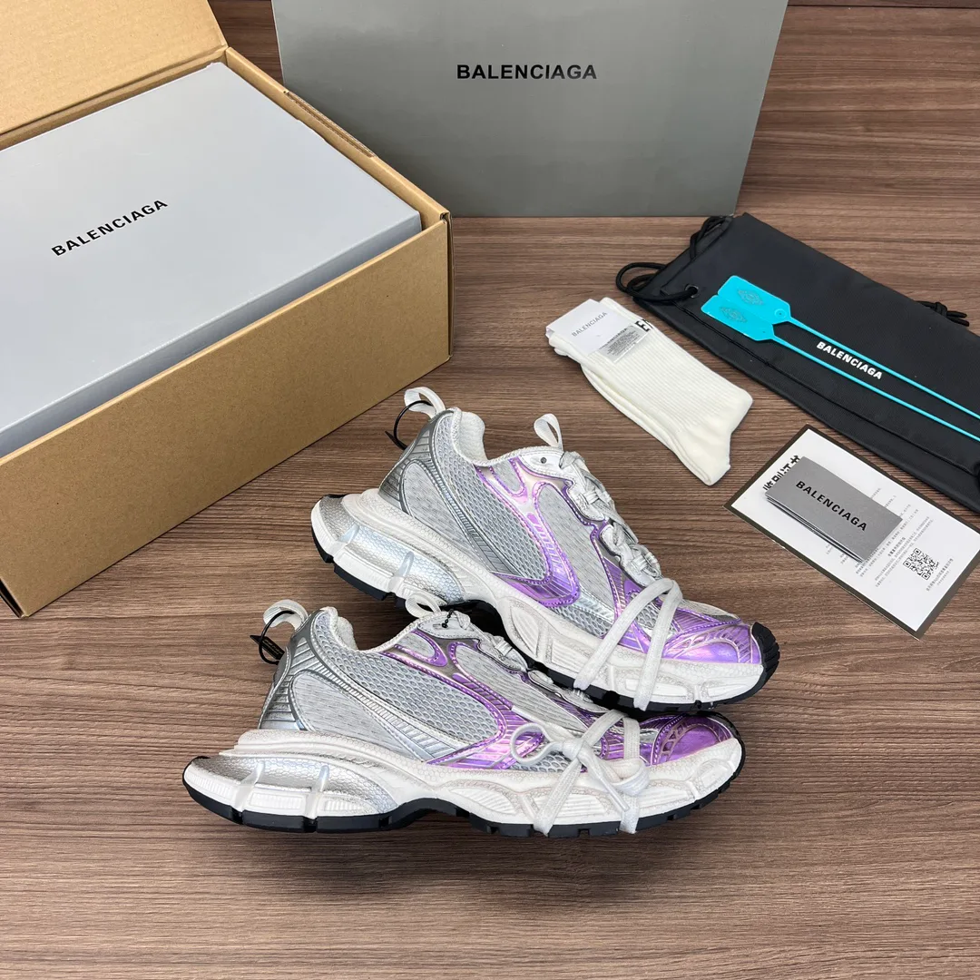 Кроссовки Женские Balenciaga 19128902