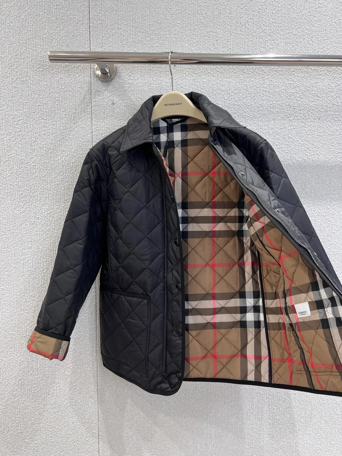 Куртки И Пуховики Женские Burberry 985100