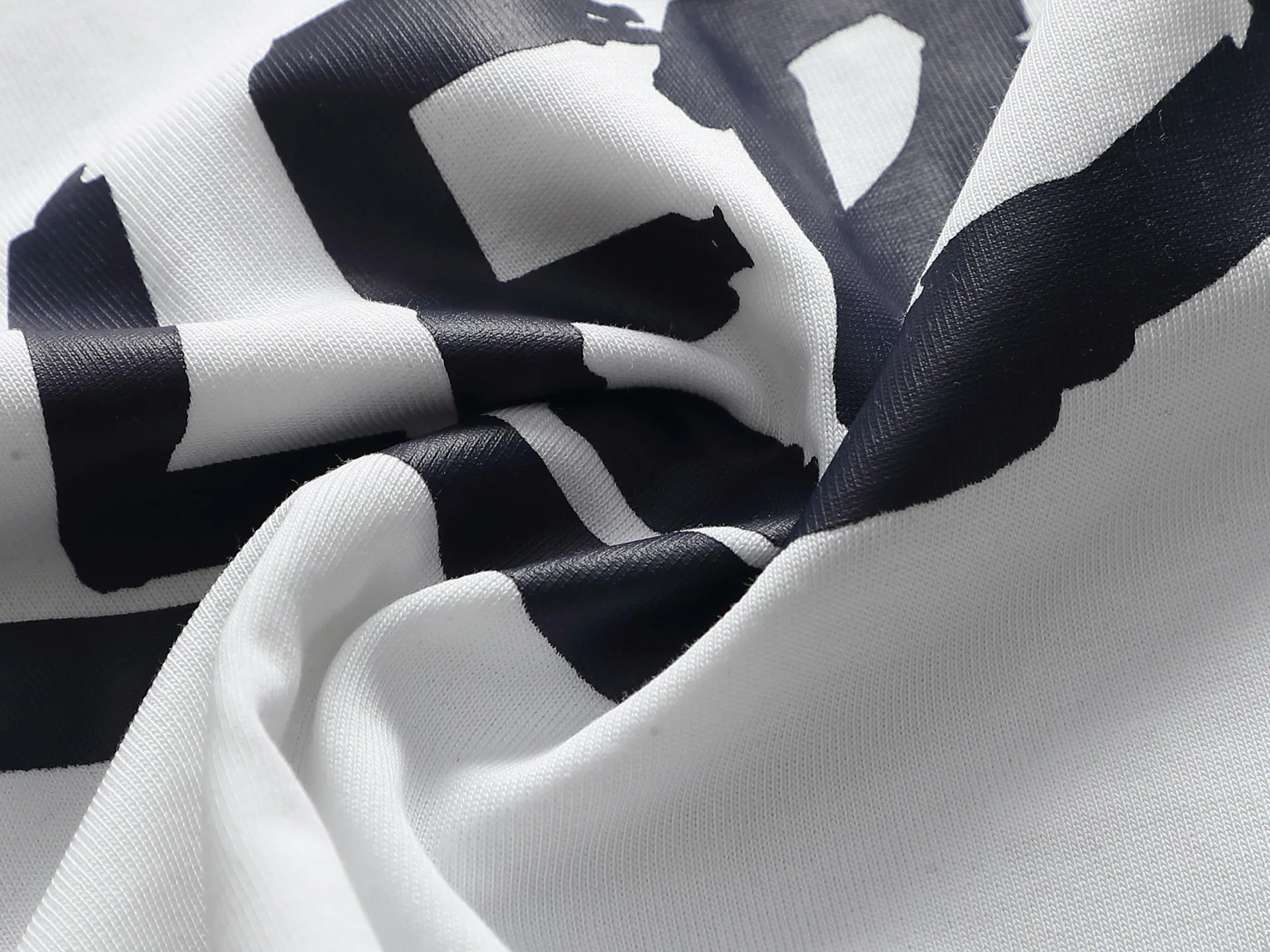 Футболки Женские Moncler 1617515