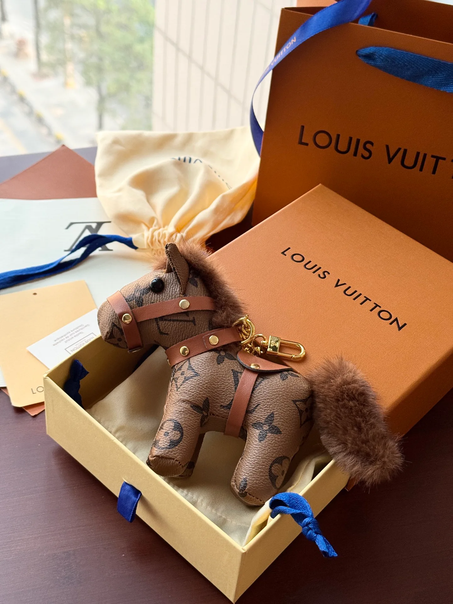 Бижутерия Louis Vuitton 13397008