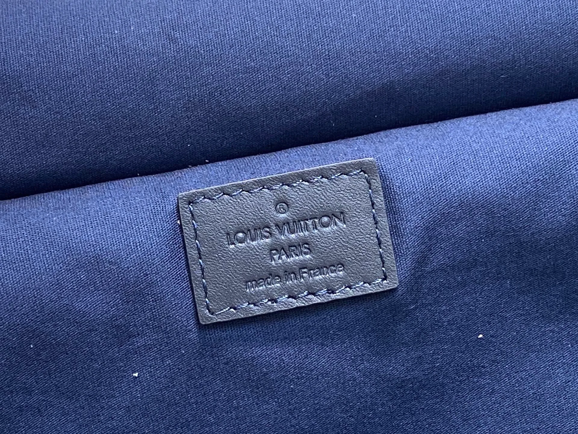 Классические Сумки Женские Louis Vuitton 17544744