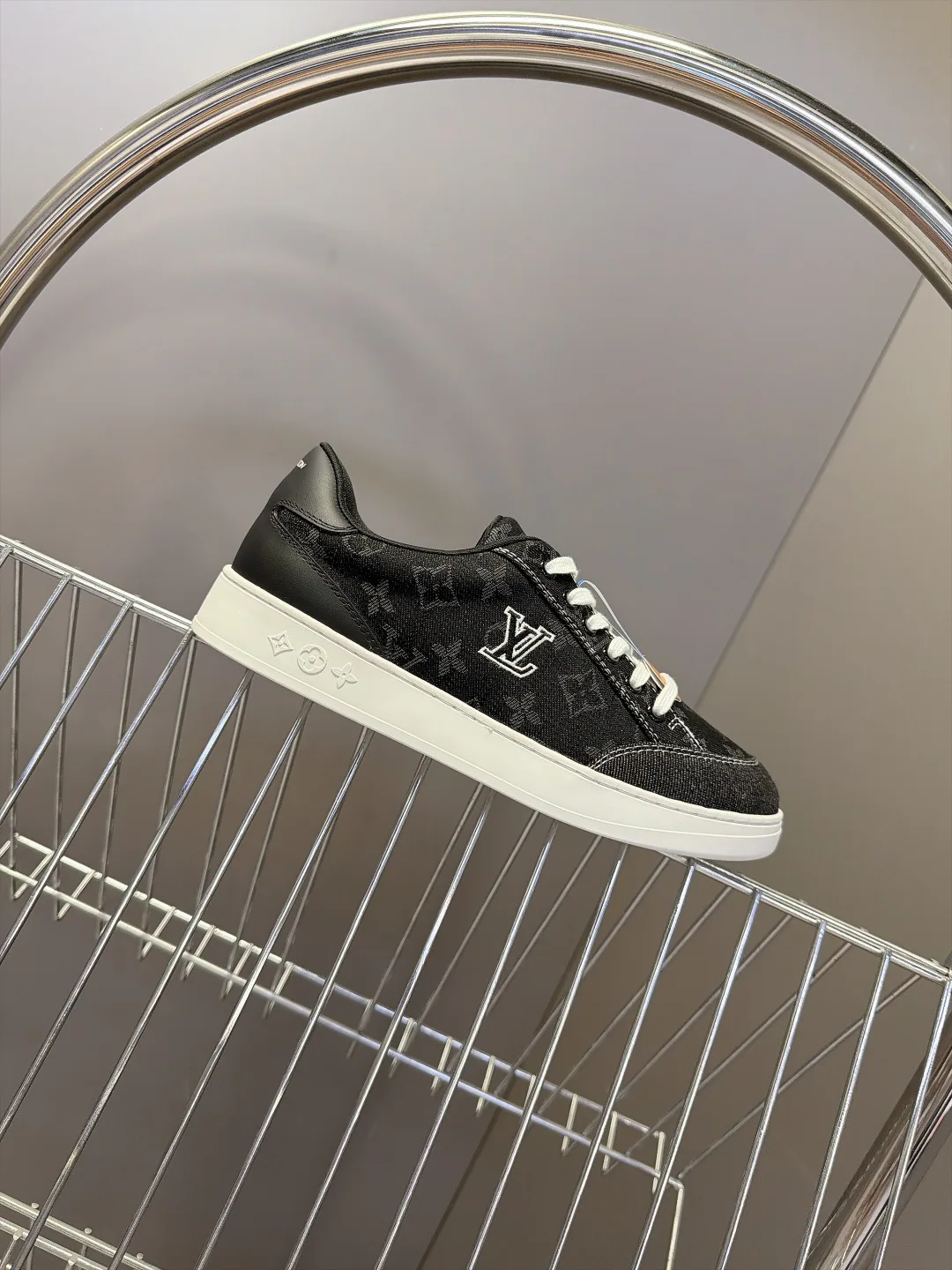 Кроссовки Женские Louis Vuitton 20153118