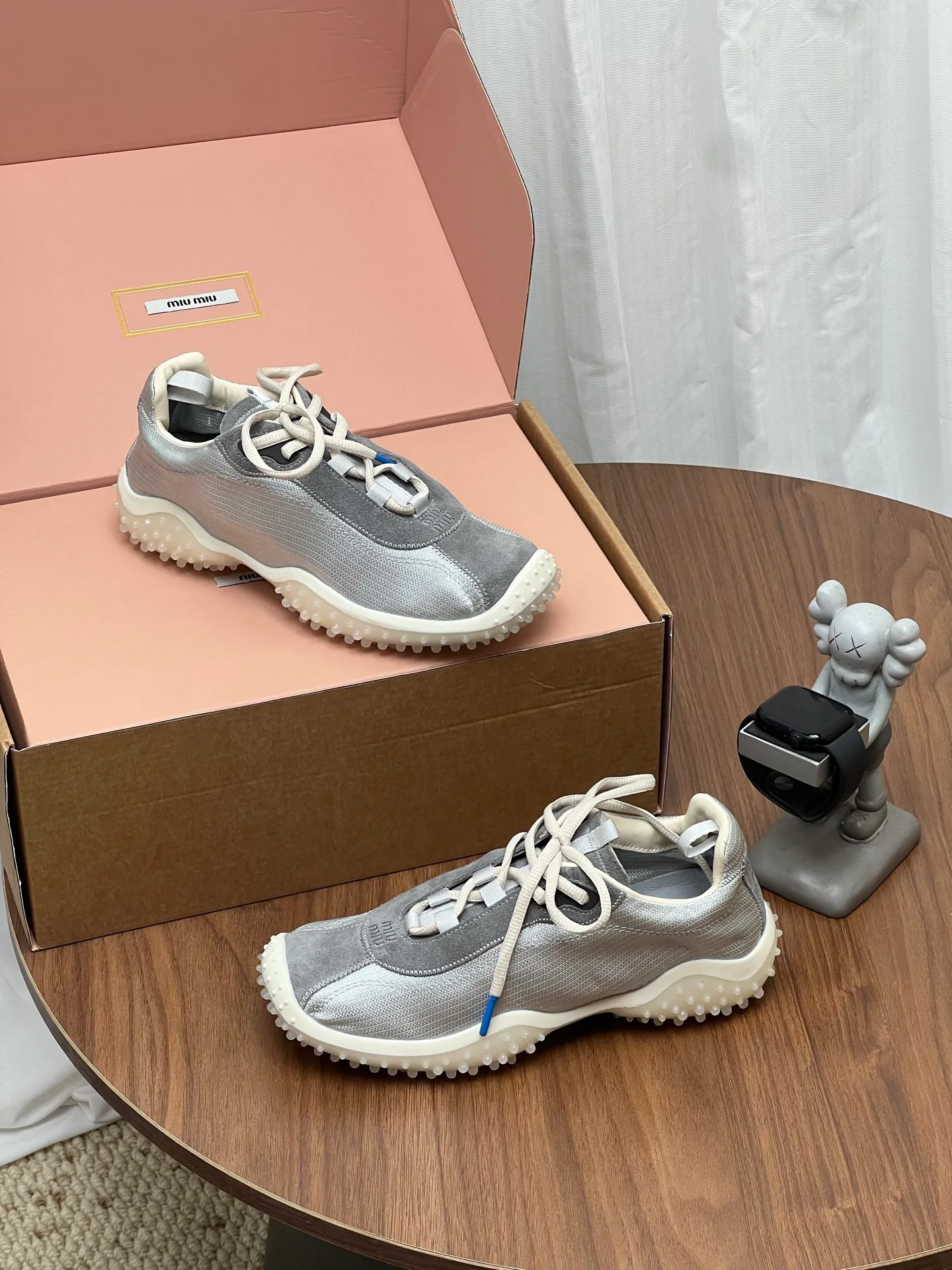 Кроссовки Женские Miu Miu 17787092