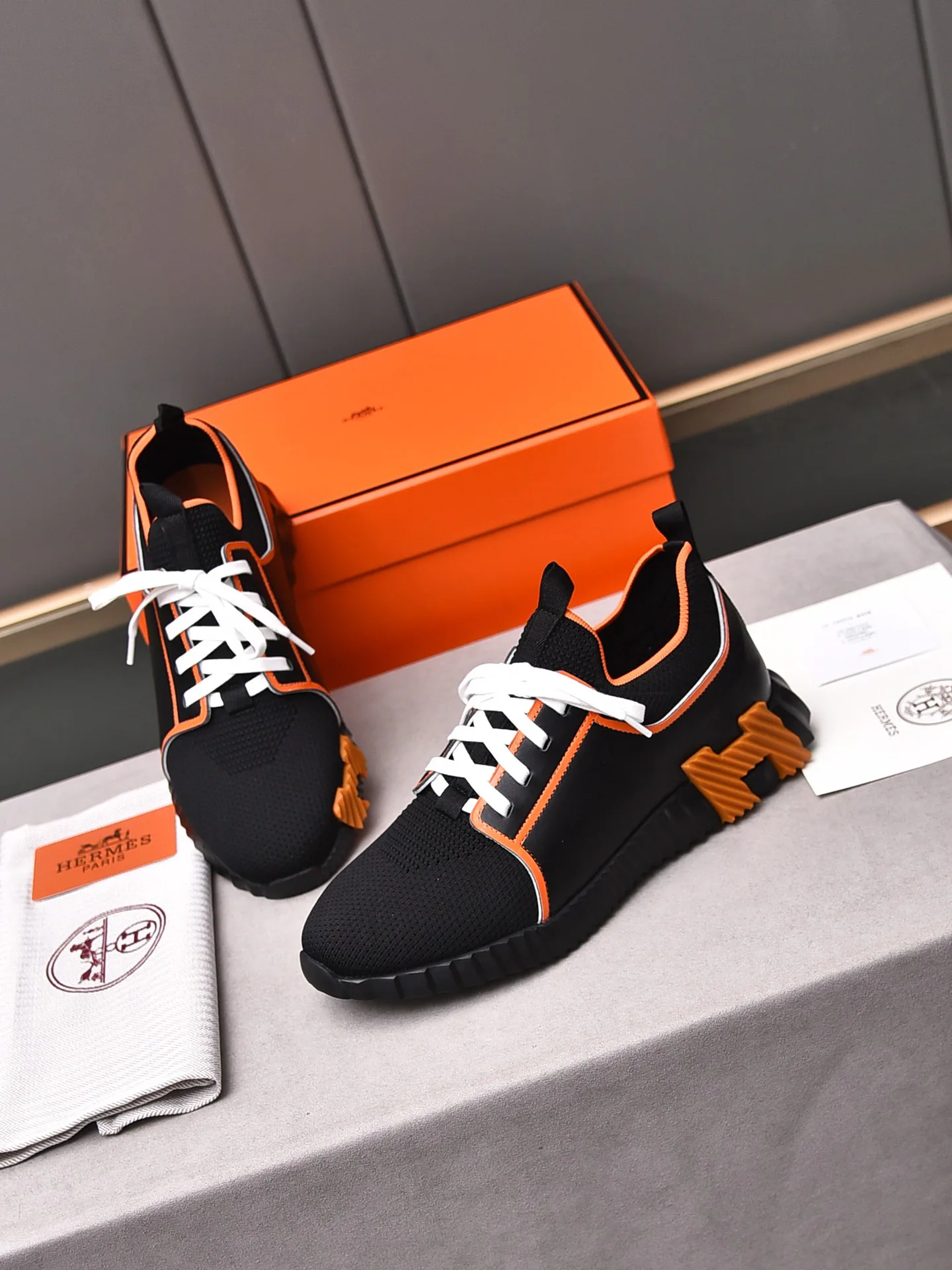 Кроссовки Женские Hermes 1277032