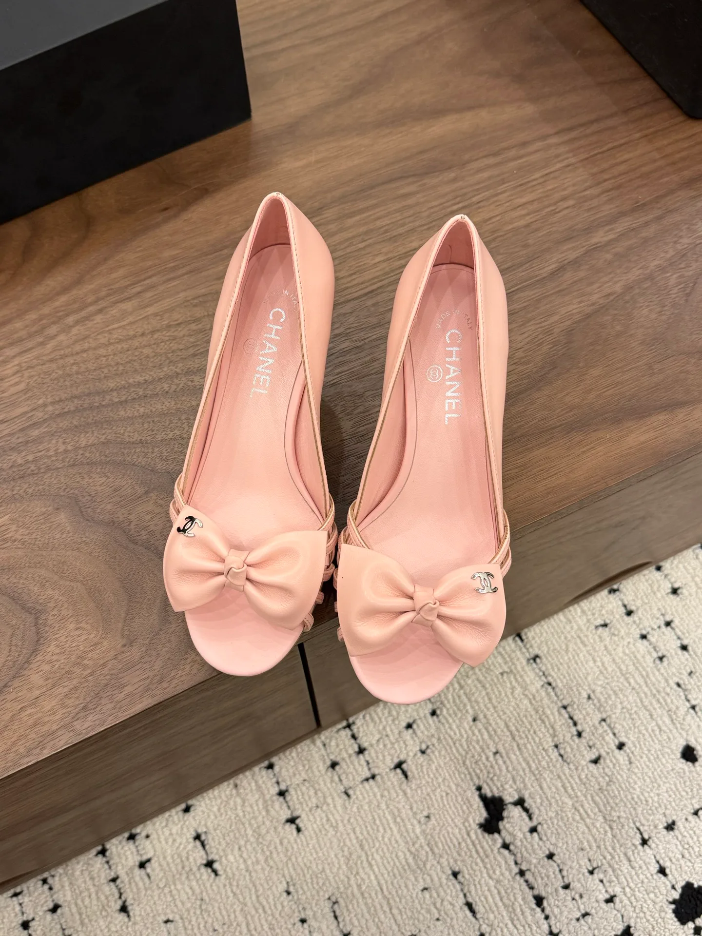 Босоножки Женские Chanel 13256883