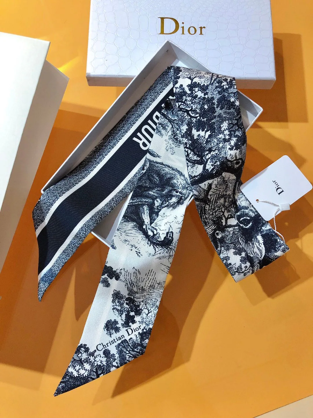 Платки Christian Dior 12171937