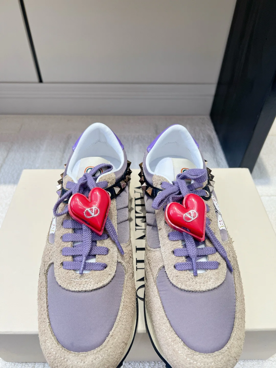 Кроссовки Женские Valentino 18436564