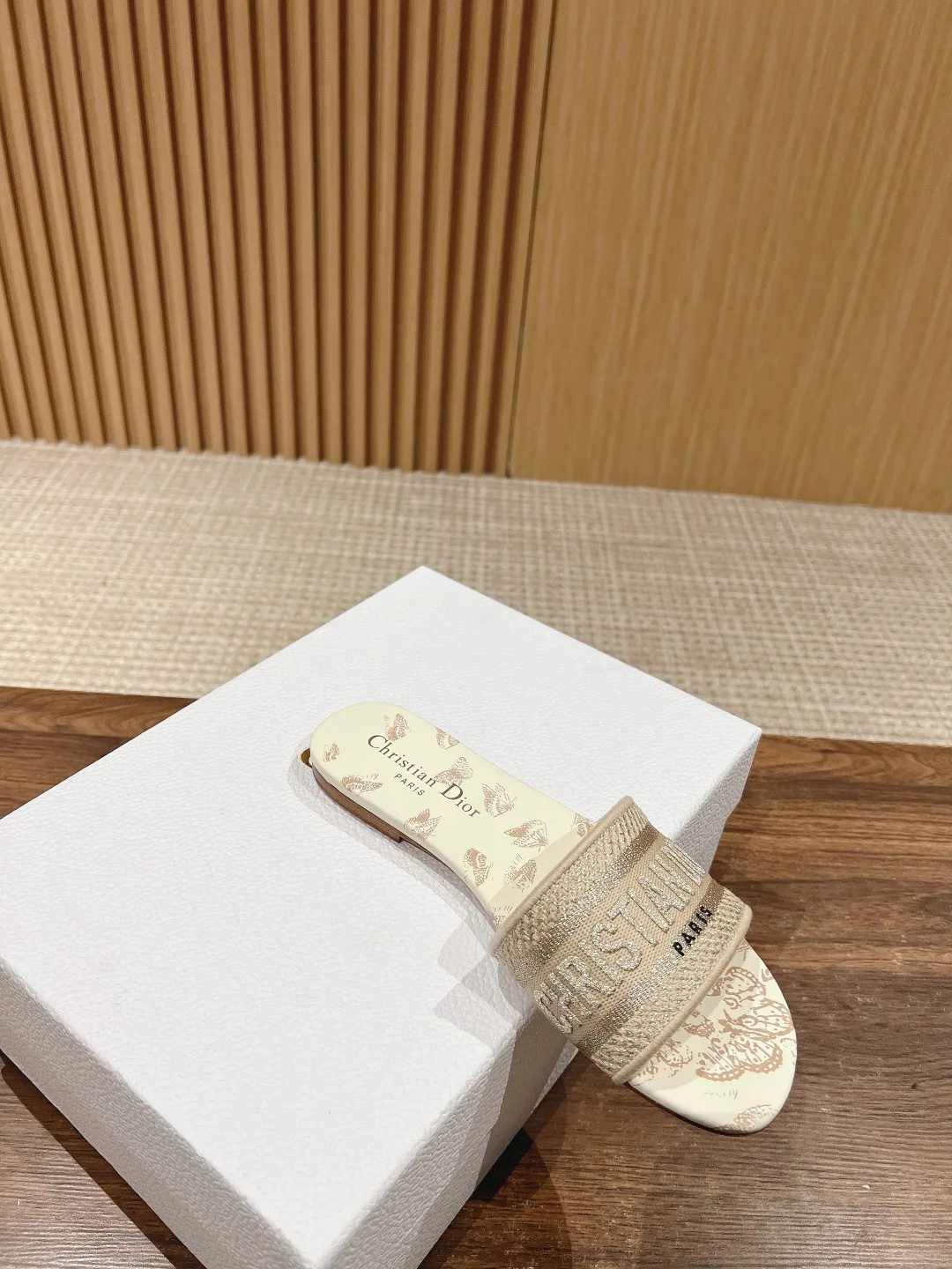 Шлепанцы Женские Christian Dior 11600032