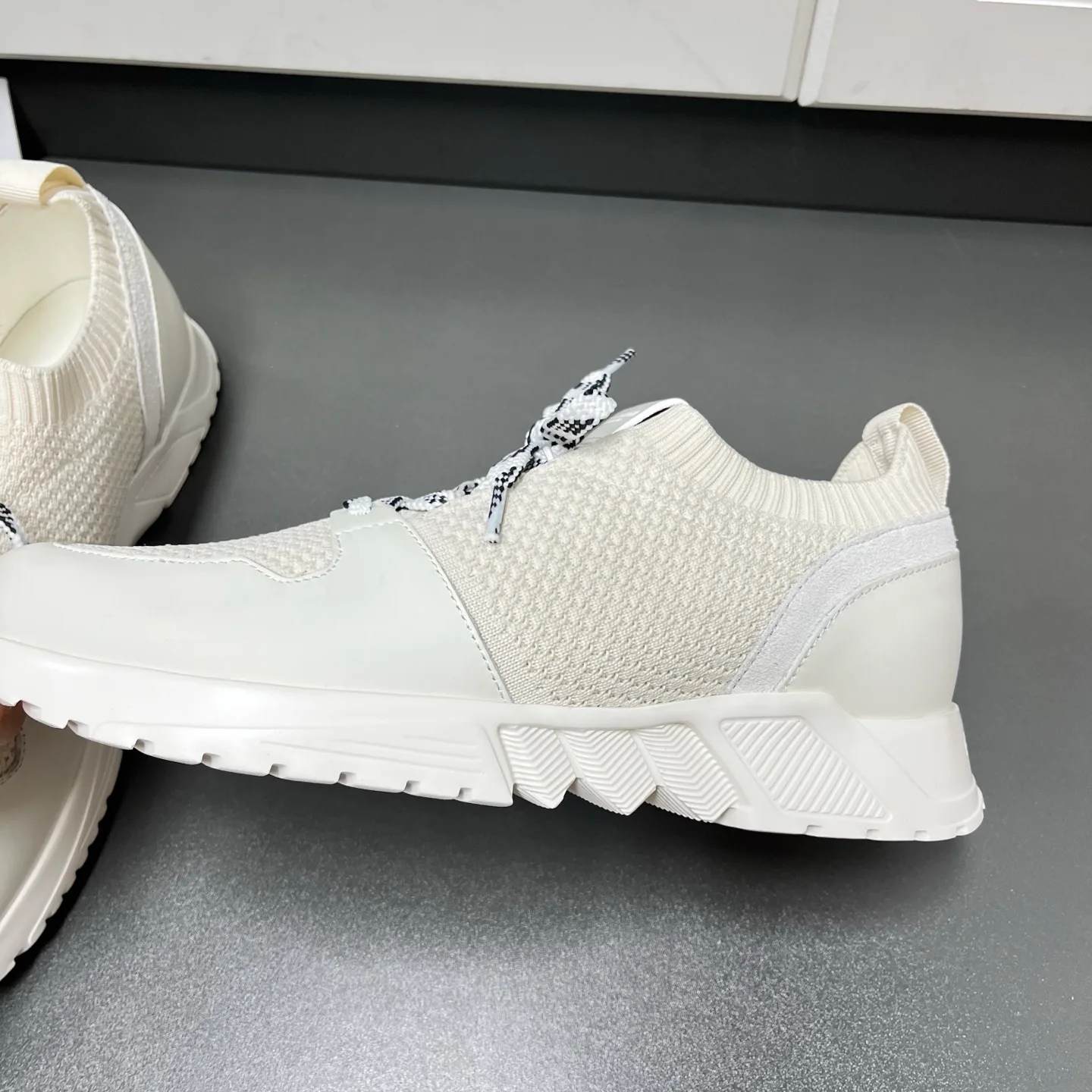 Кроссовки Мужские Armani 17457794