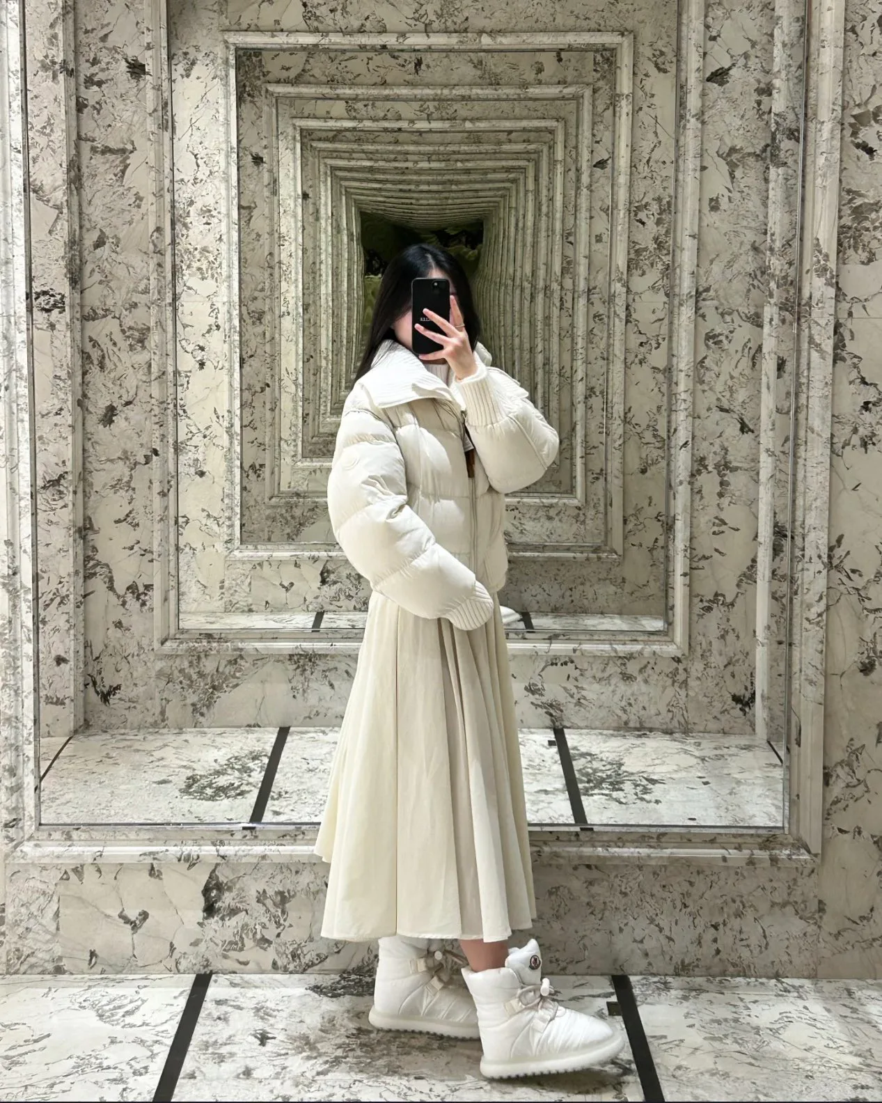 Куртки И Пуховики Женские Moncler 19245317