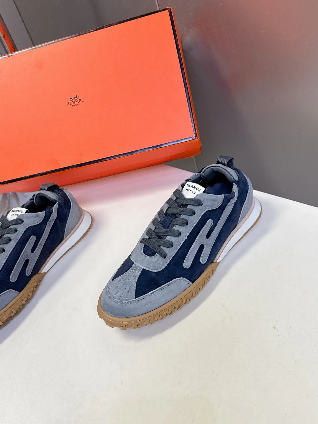 Кроссовки Женские Hermes 11448588