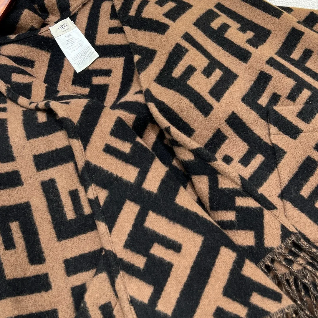 Шарфы Fendi 1669517