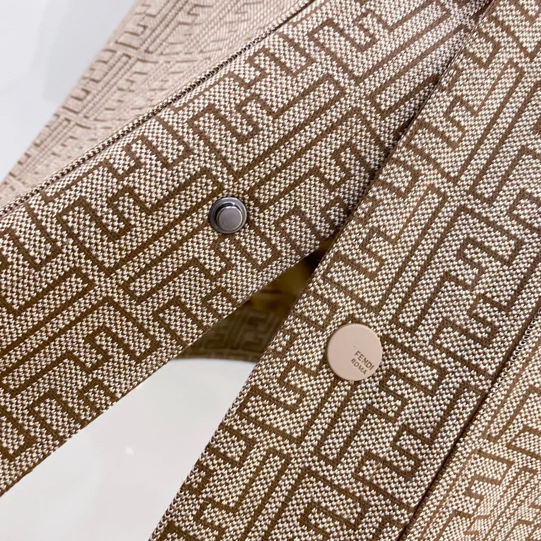 Куртки И Пуховики Мужские Fendi 5771824