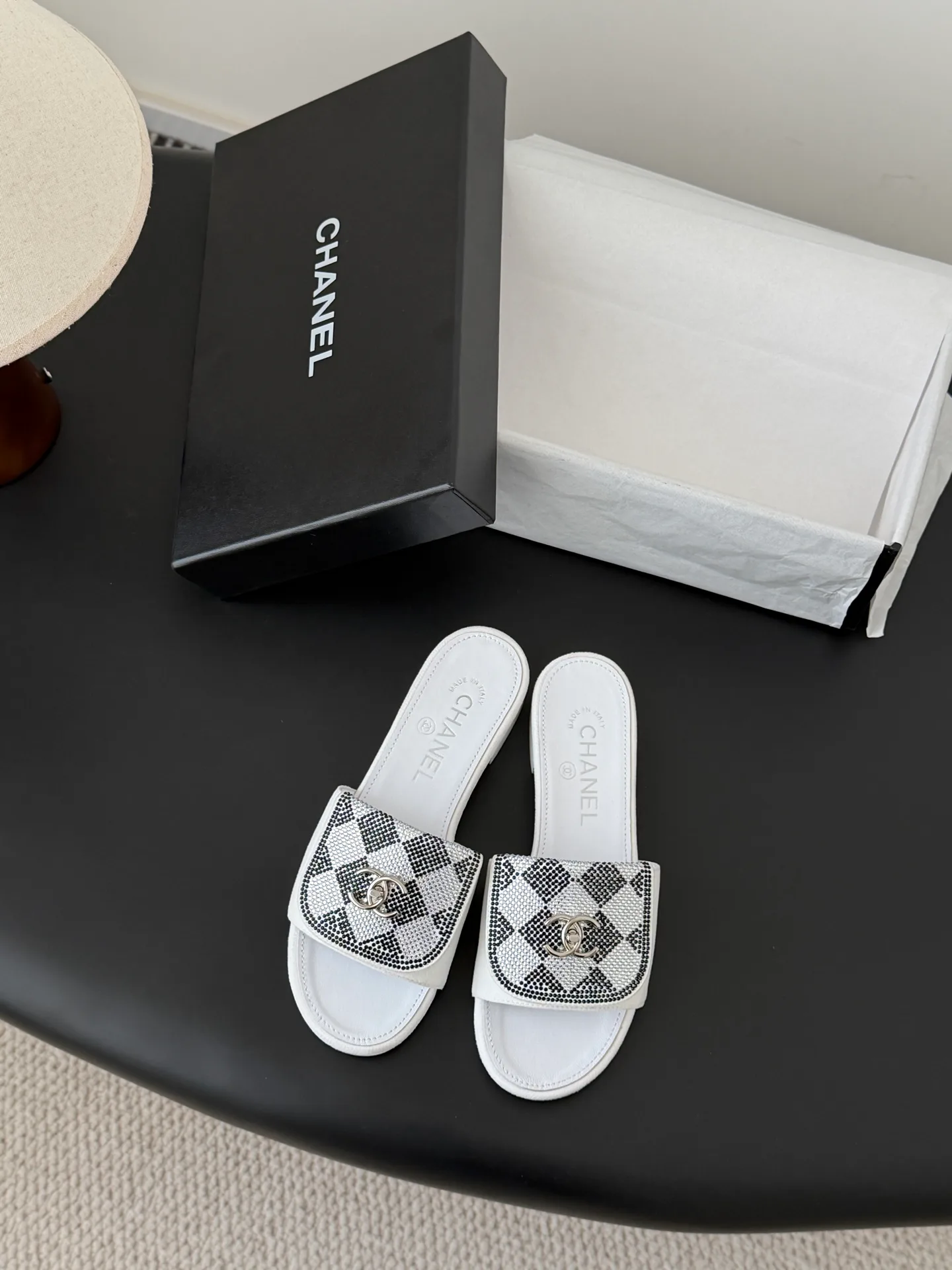 Шлепанцы Женские Chanel 1818743