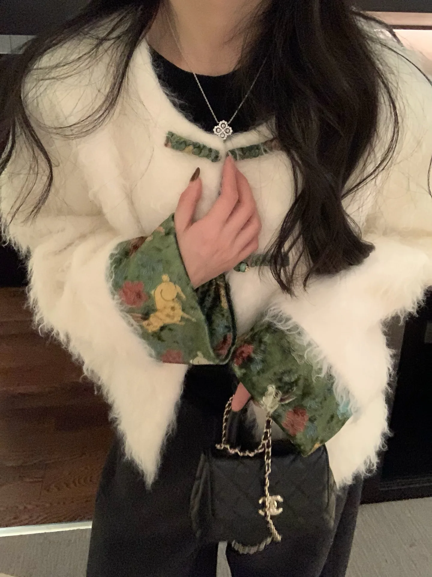 Шубы Женские Christian Dior 836023