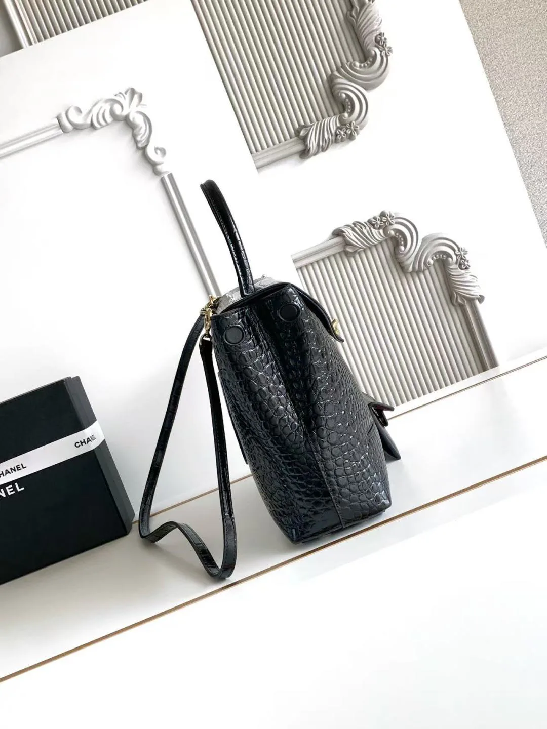 Классические Сумки Женские Chanel 18057812