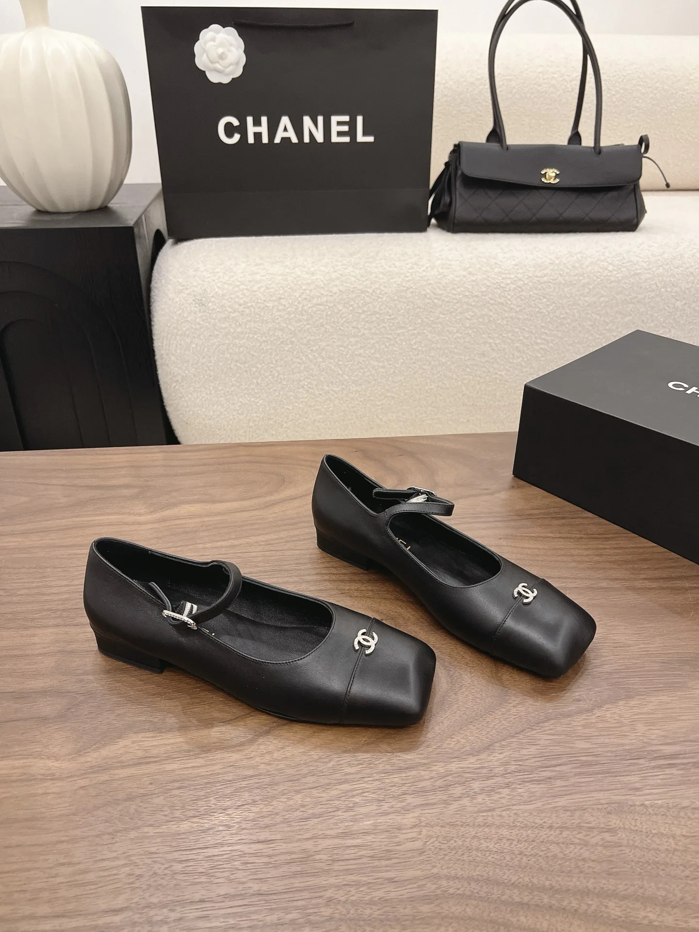 Туфли Женские Chanel 17582595