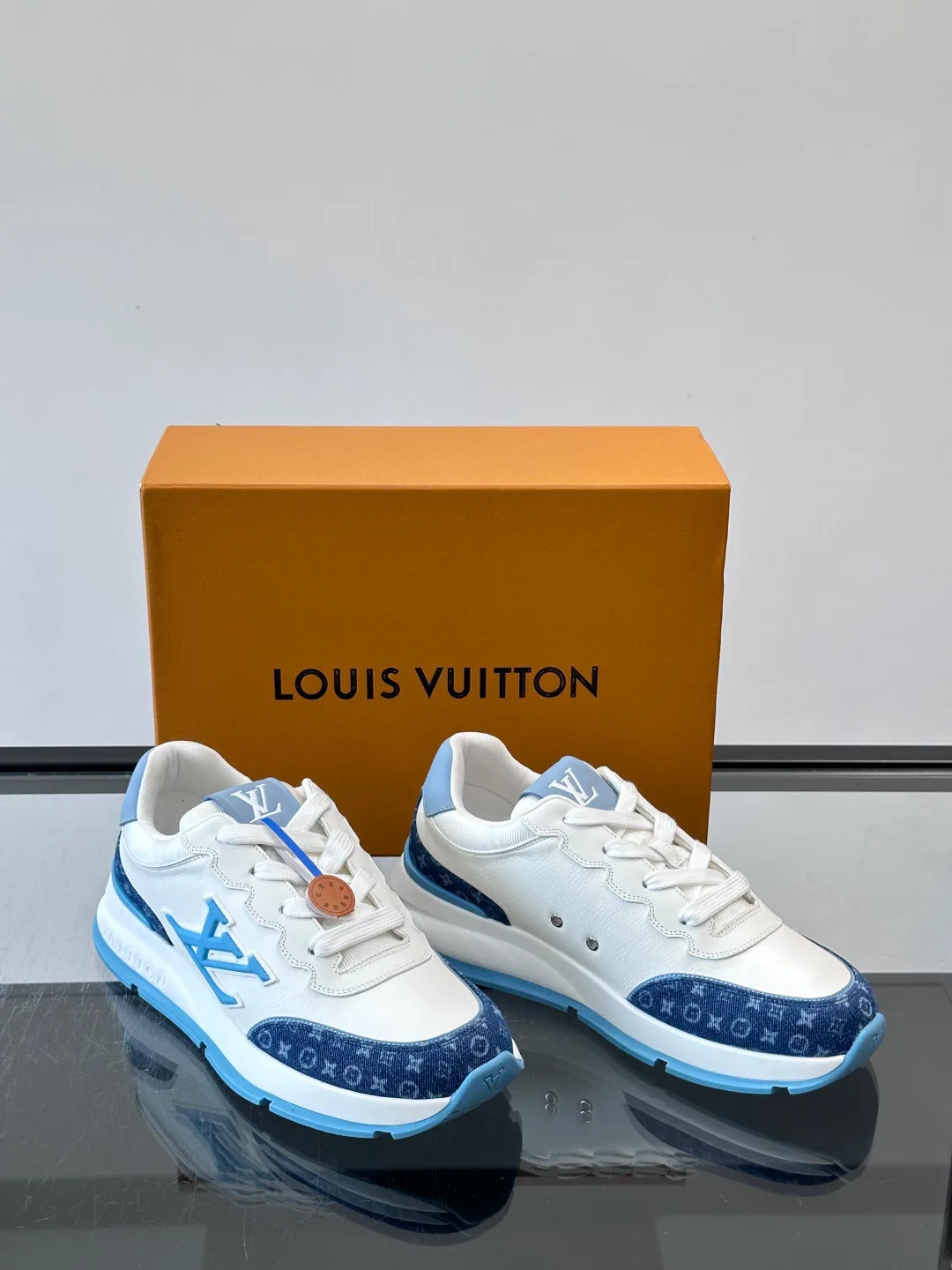 Кроссовки Мужские Louis Vuitton 19170940
