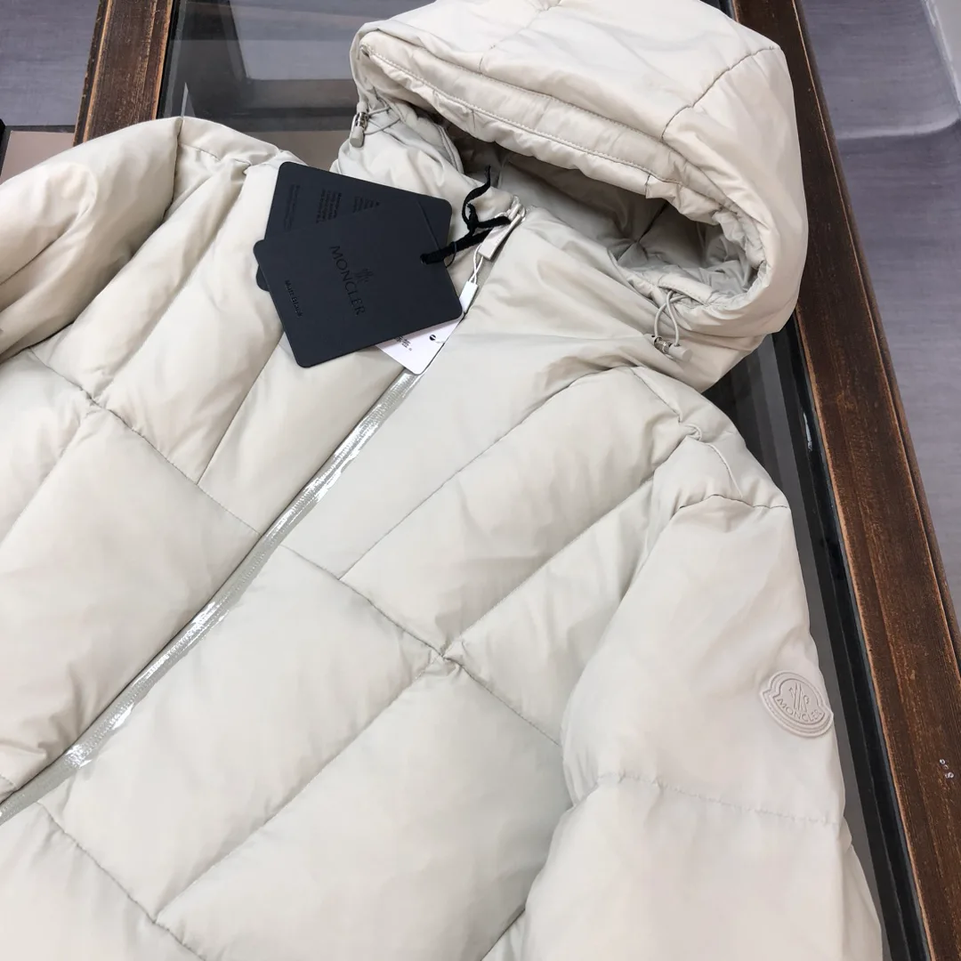 Куртки И Пуховики Женские Moncler 112153