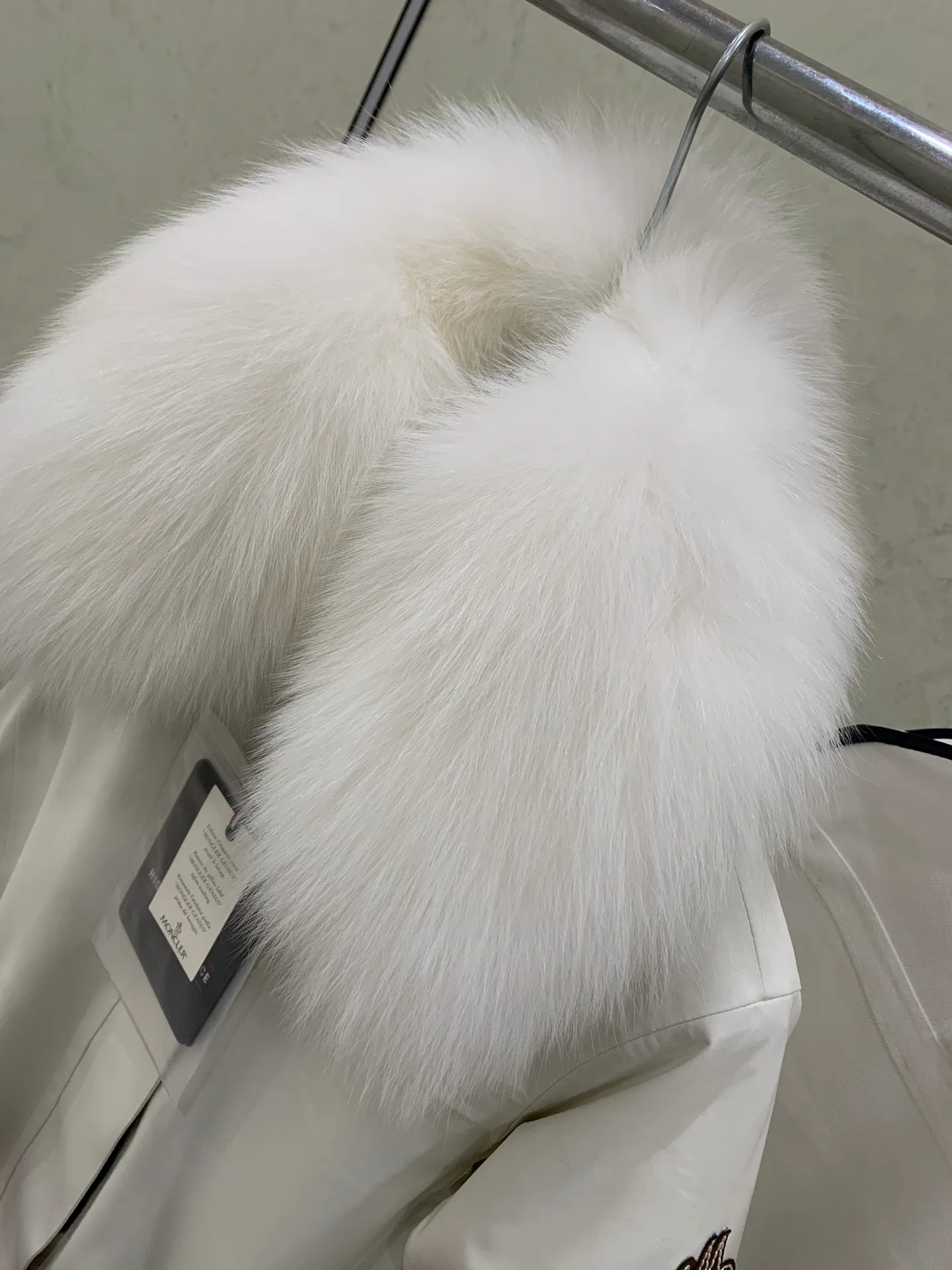 Куртки И Пуховики Женские Moncler 870383