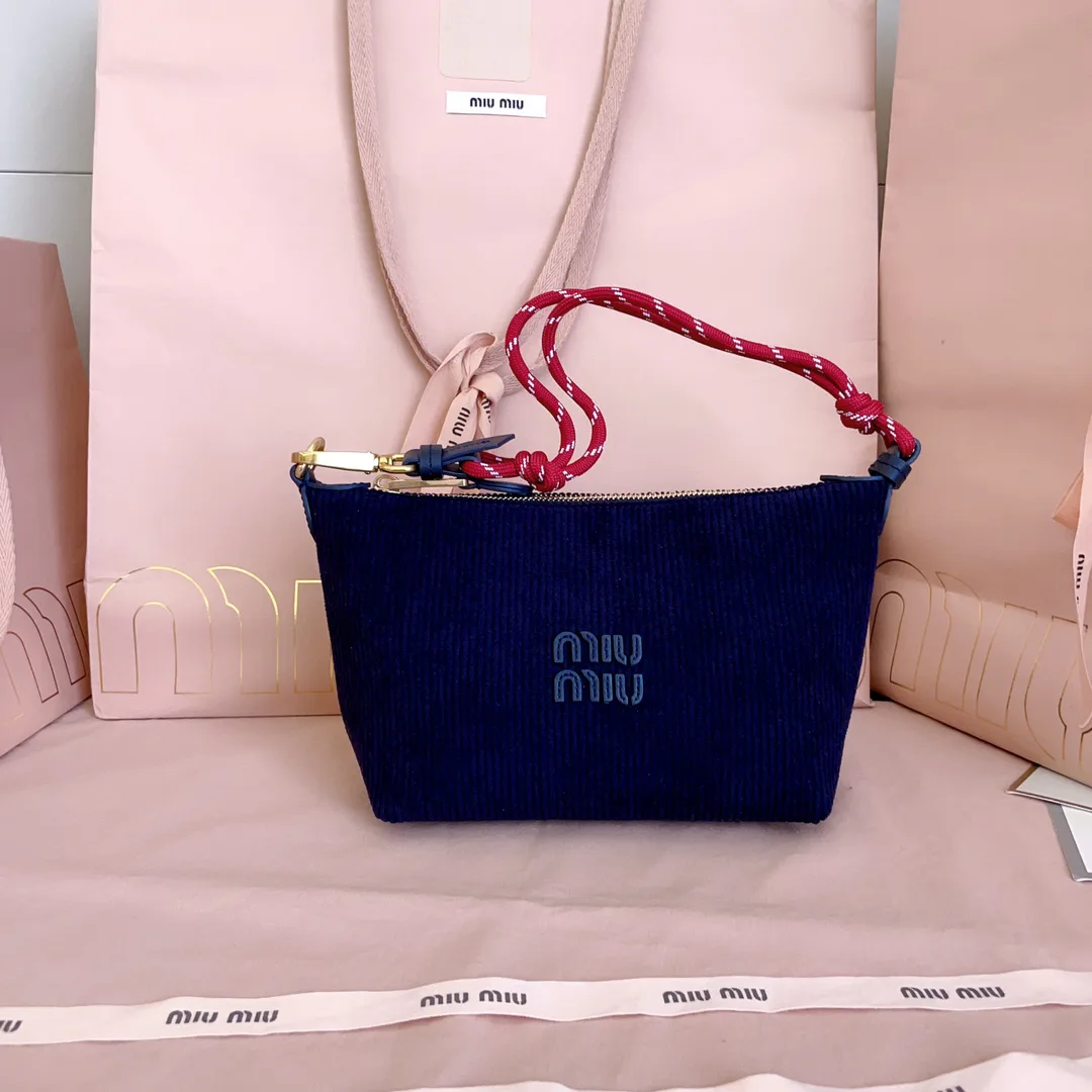 Сумки На Ремне Женские Miu Miu 3885407