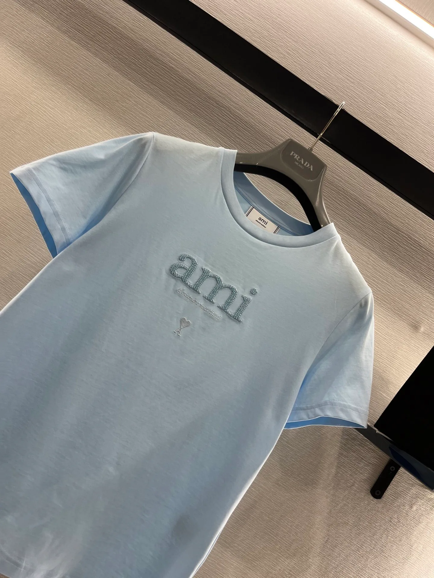 Футболки Женские Ami Paris 1273178